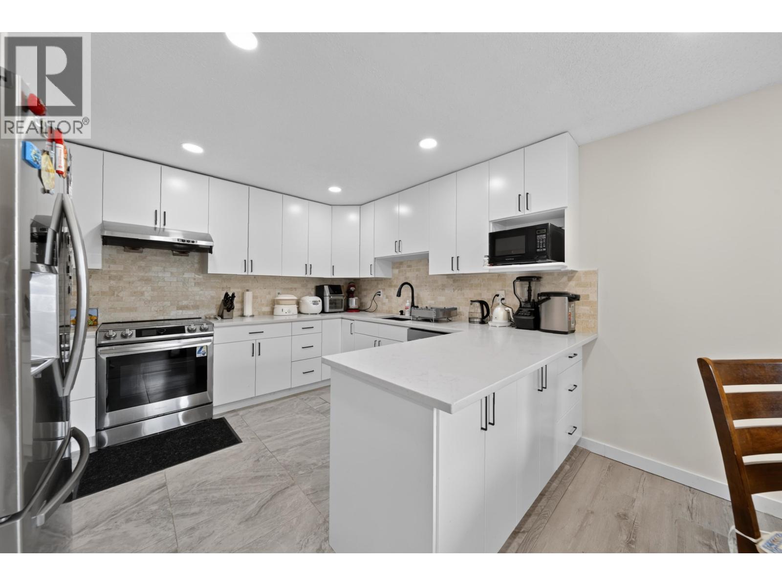 3760 BAMFIELD