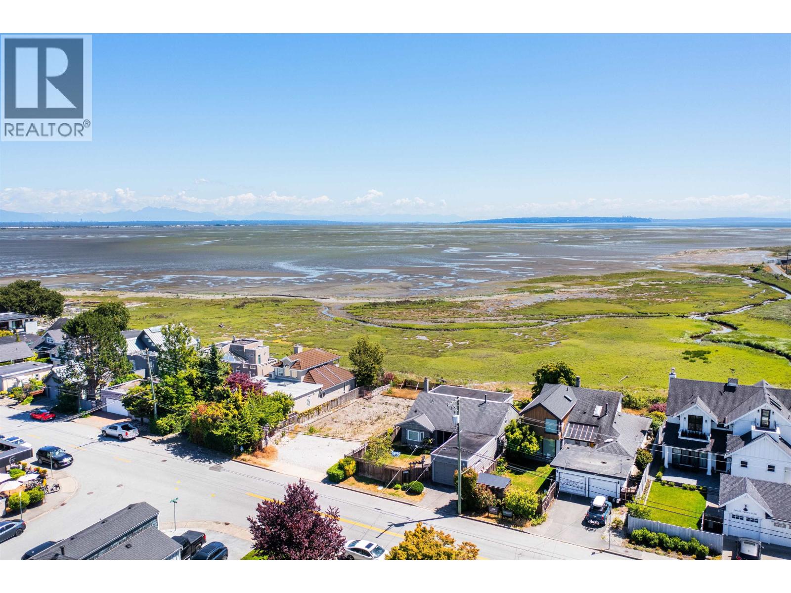 1244 BEACH GROVE
