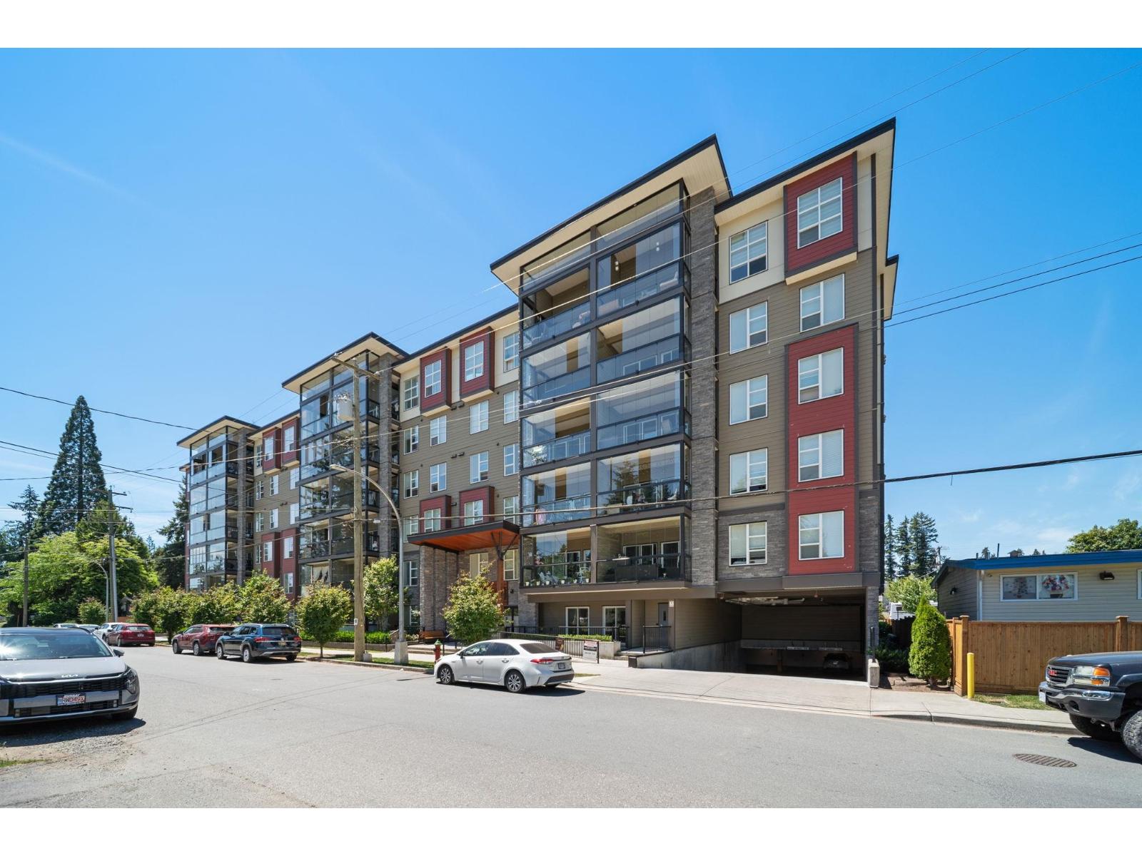 2649 JAMES Unit 410
