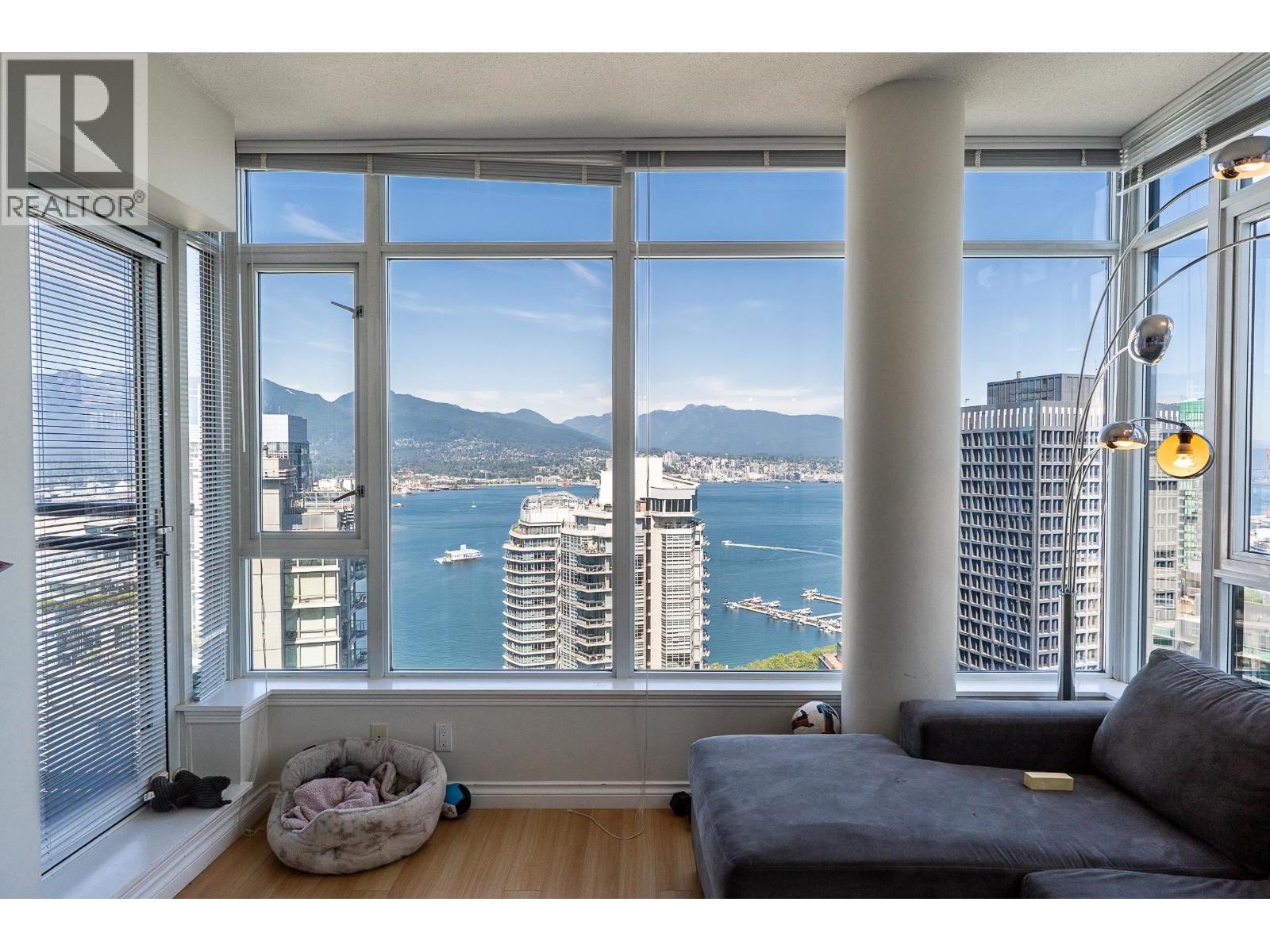 1211 MELVILLE Unit 2905