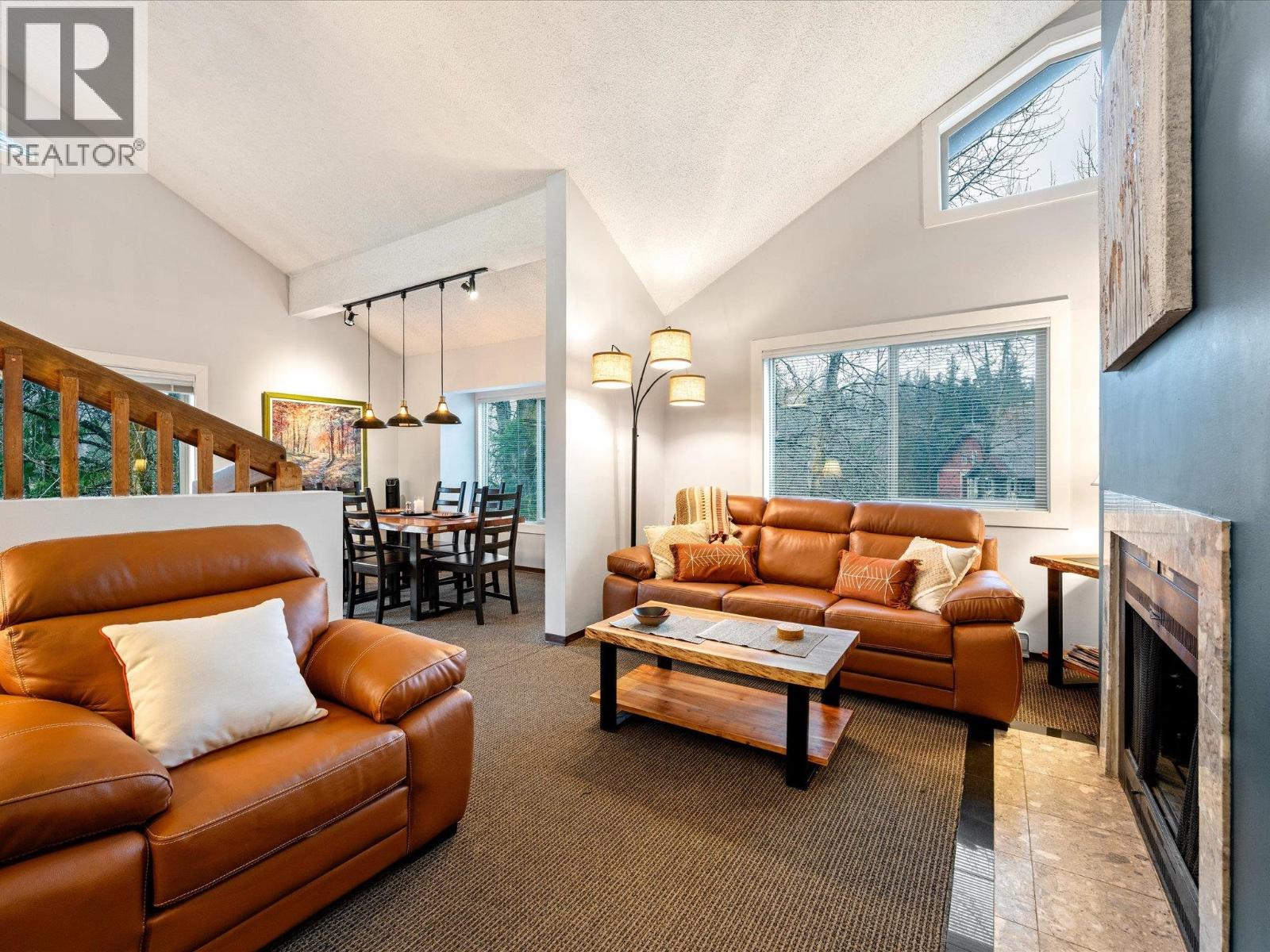 2021 KAREN Unit 320