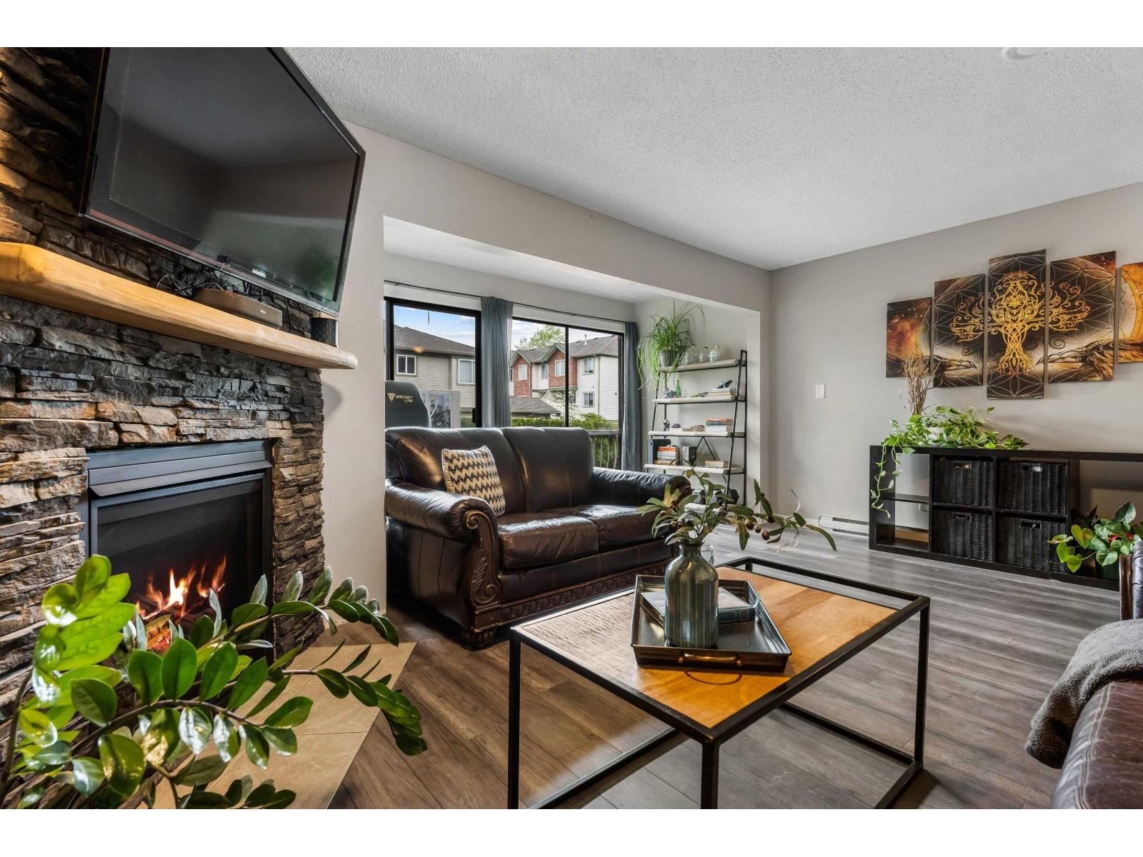 9446 HAZEL Unit 7
