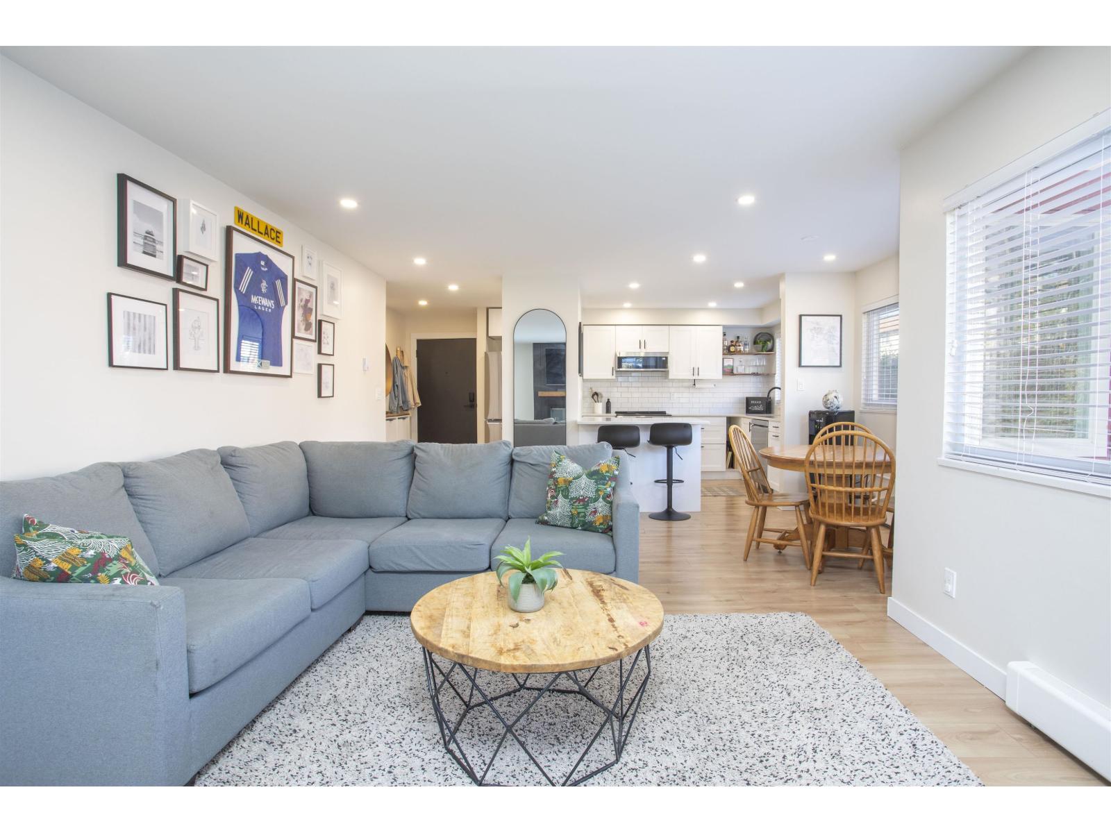 1381 MARTIN Unit 202