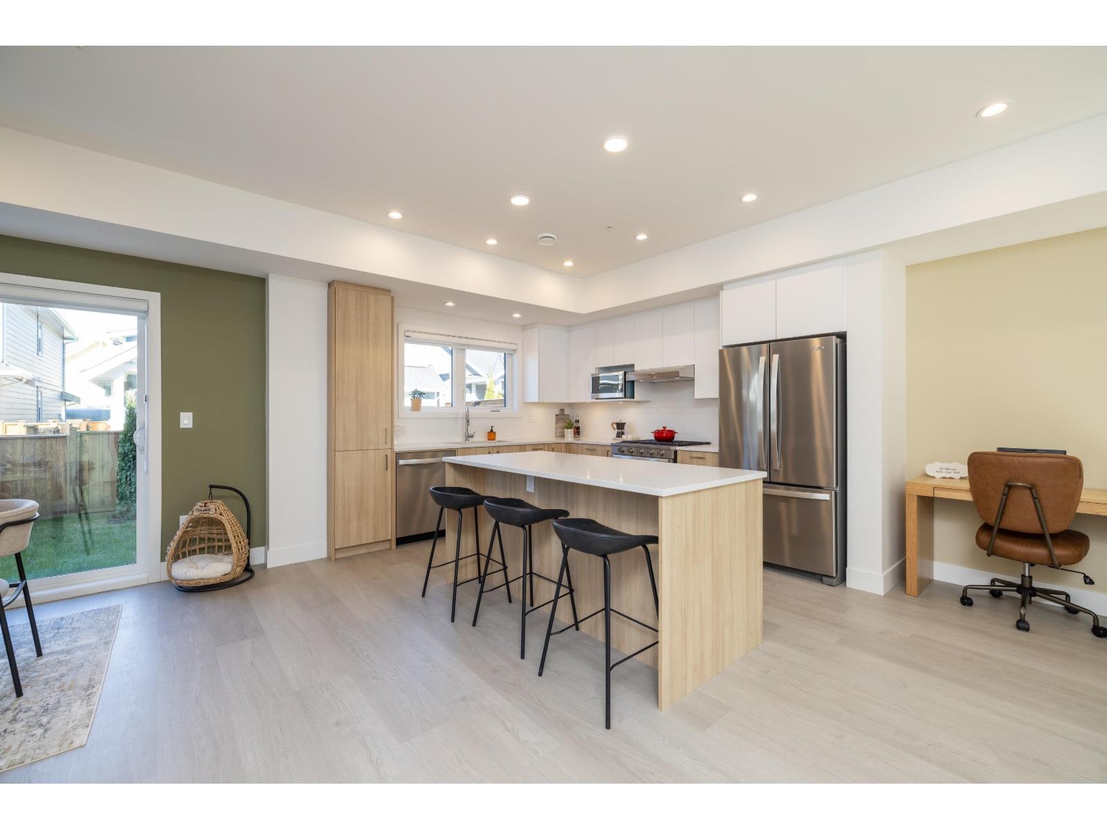 7381 PRESTON Unit 98