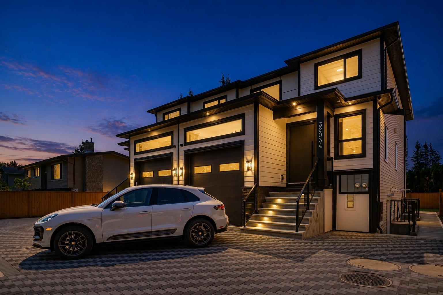 32034 HILLCREST