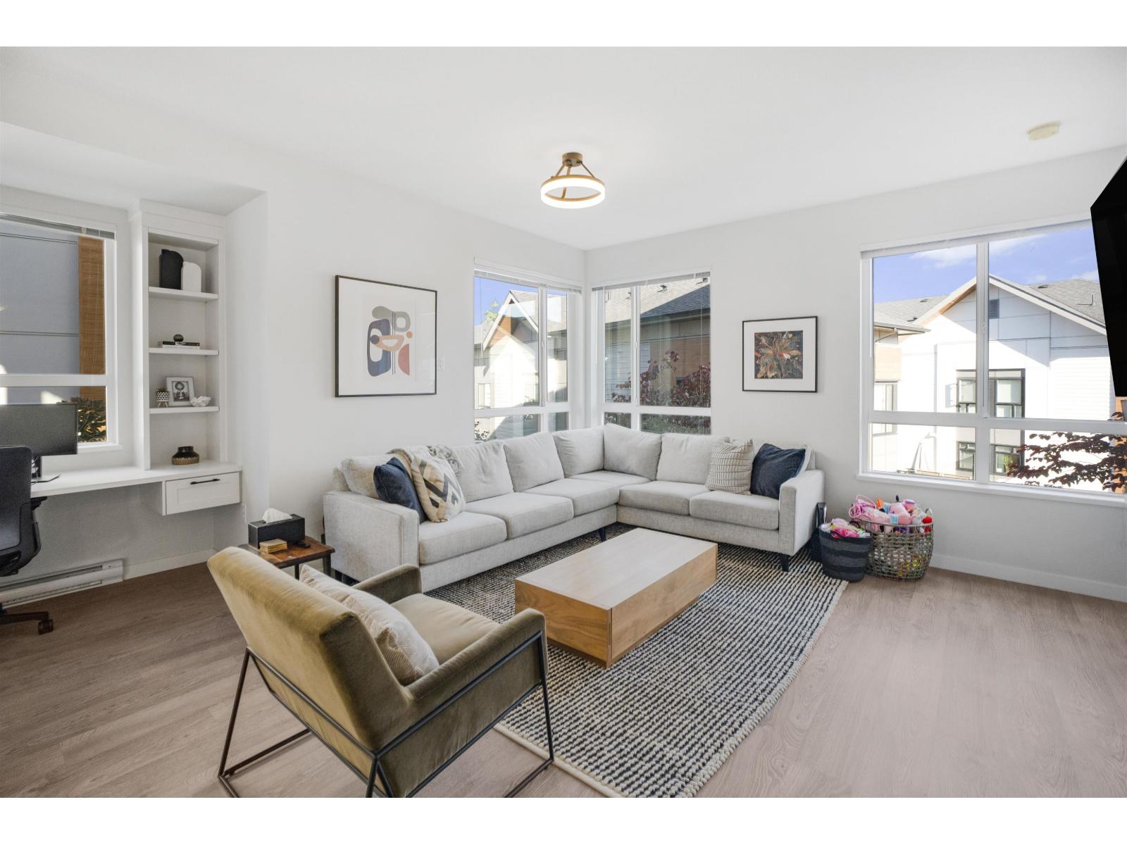 15151 EDMUND Unit 60
