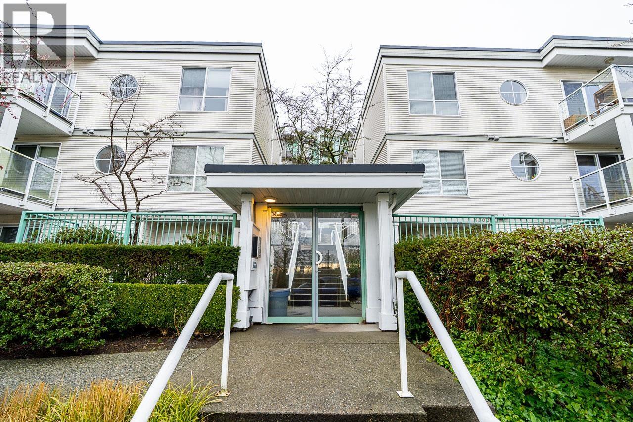2733 KENT AVENUE NORTH Unit 74