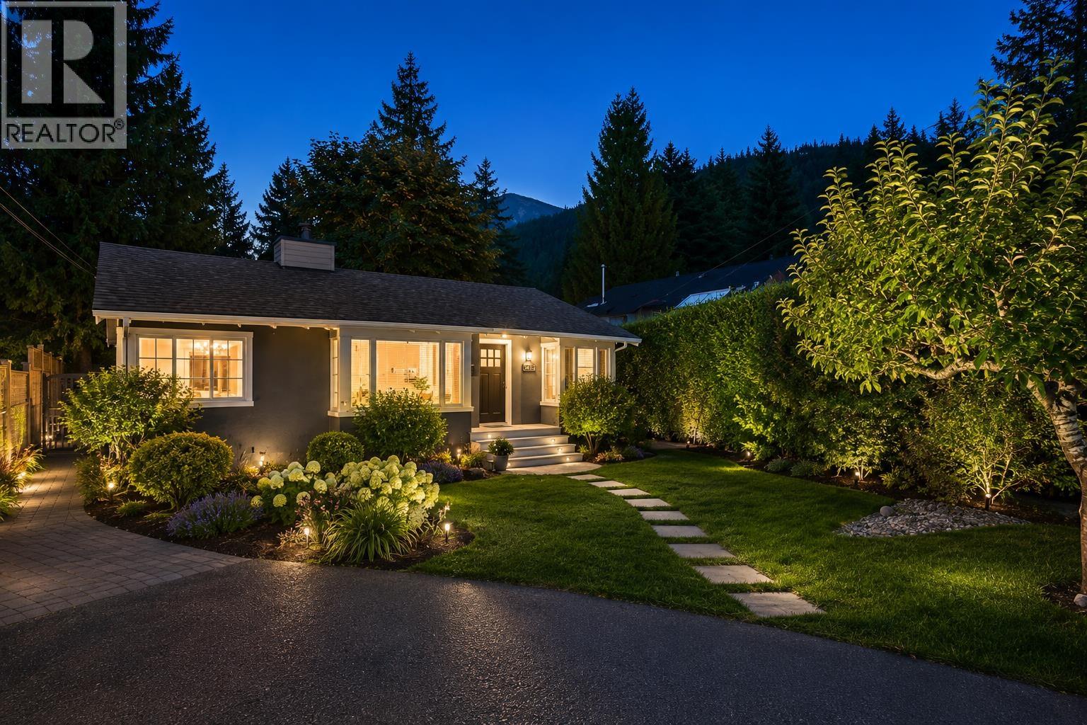 6431 ROSEBERY