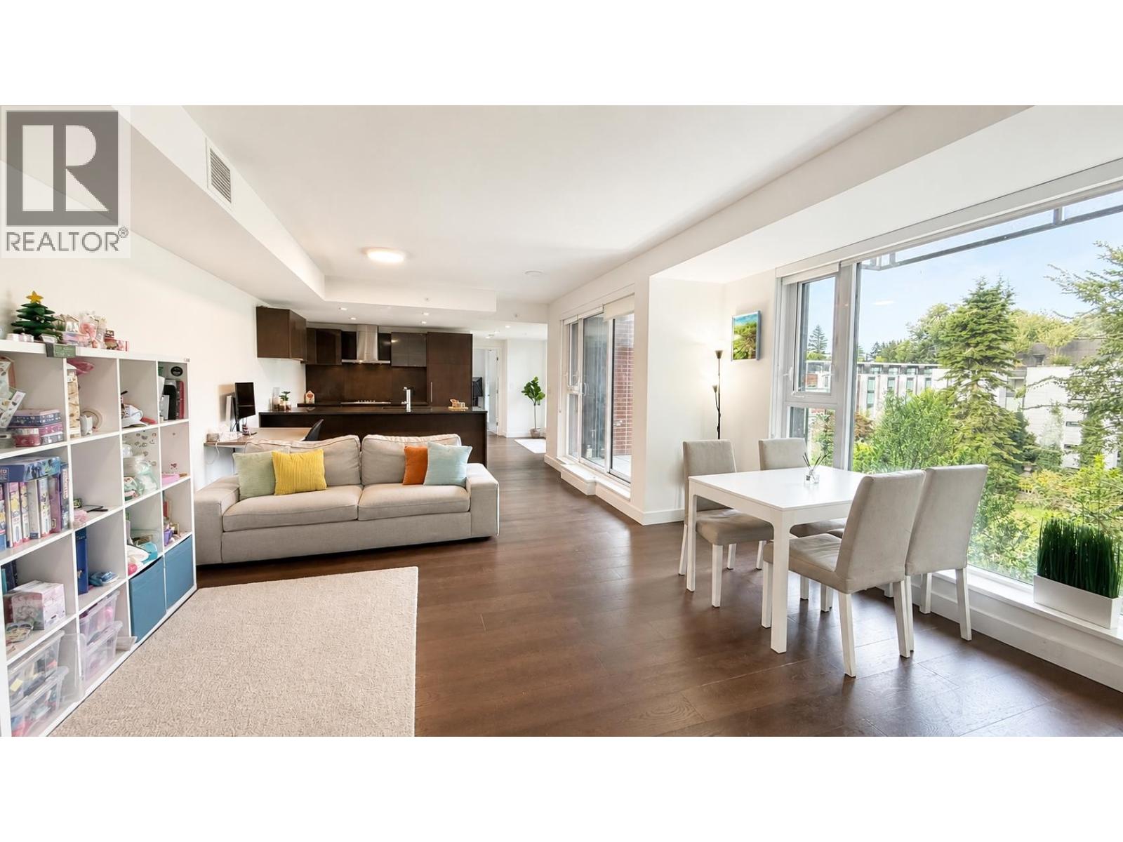 1561 57TH Unit 808