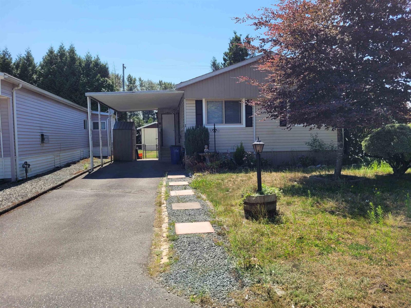 31313 LIVINGSTONE Unit 1