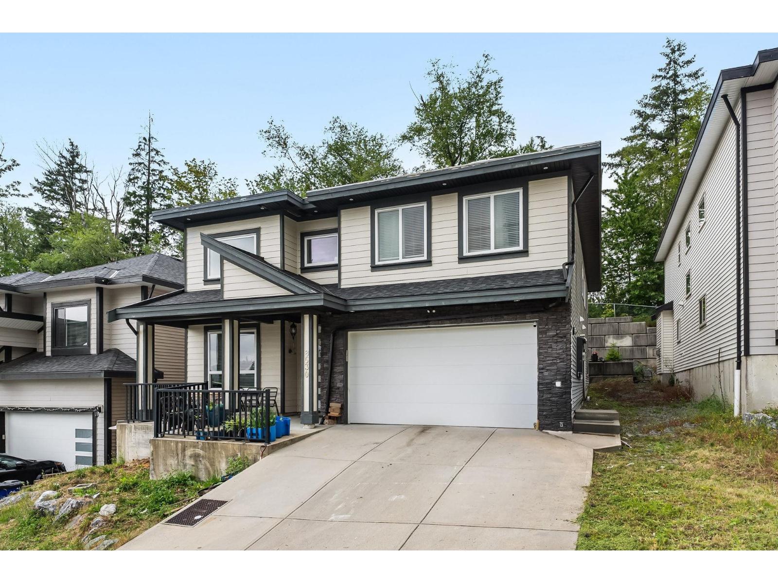 8530 FOREST GATE