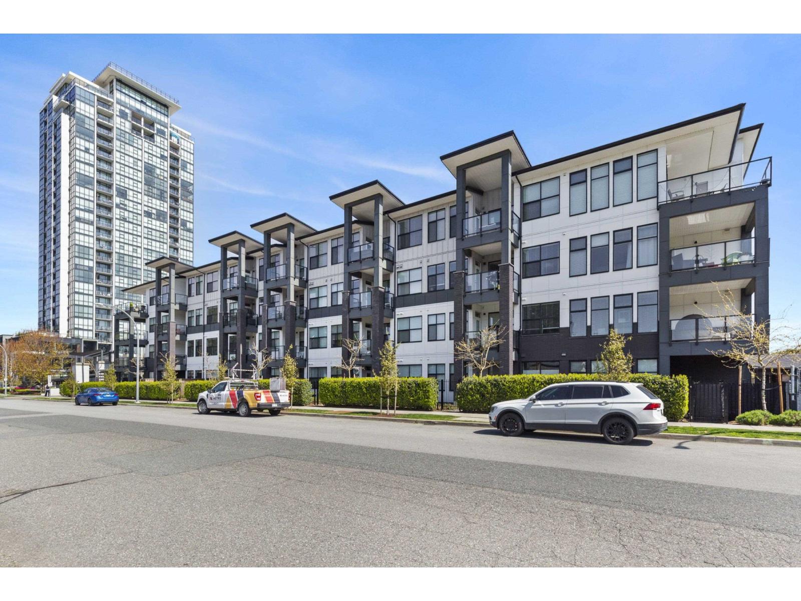 2120 GLADWIN Unit 104