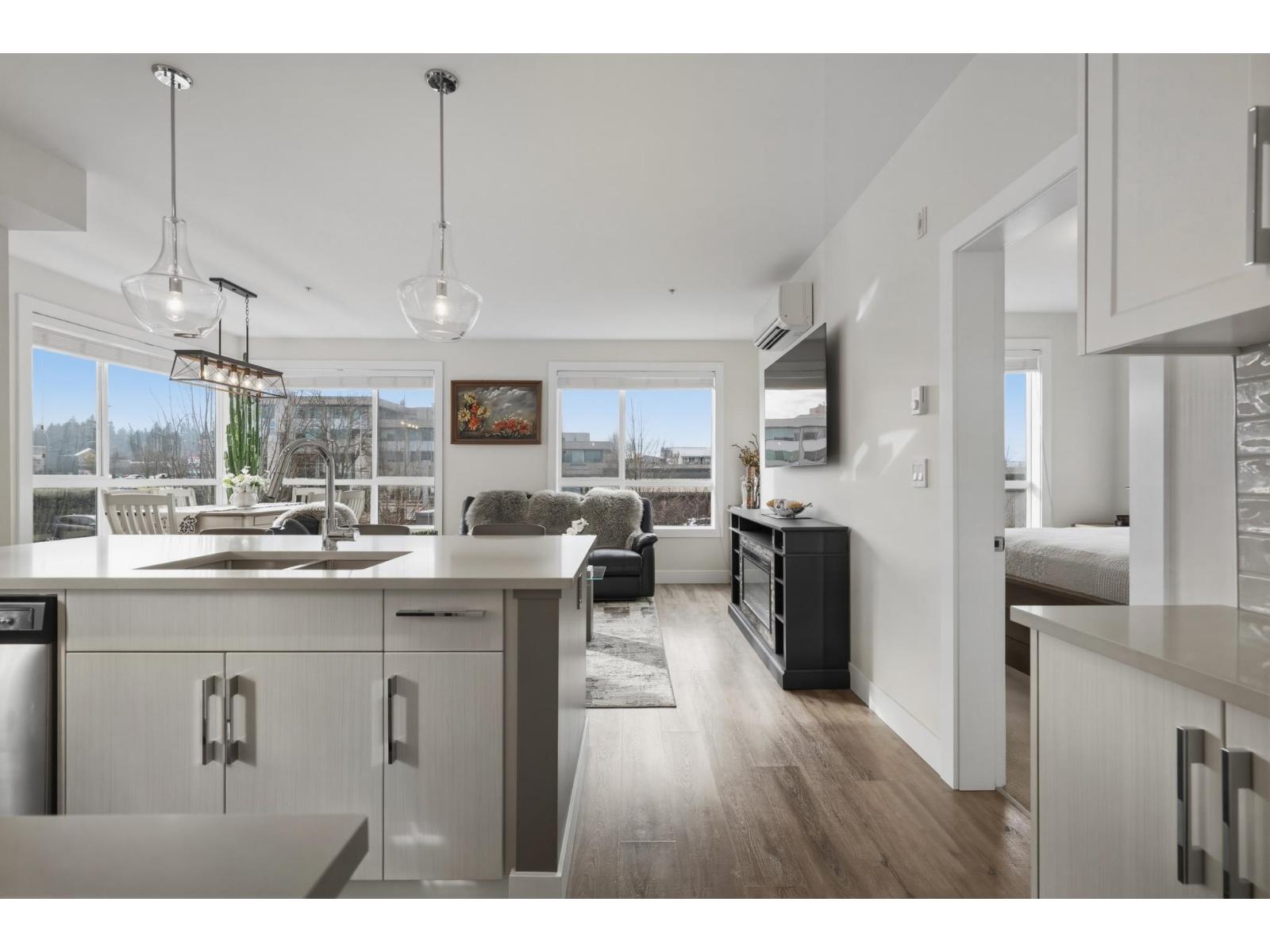 32838 VENTURA AVENUE Unit 212