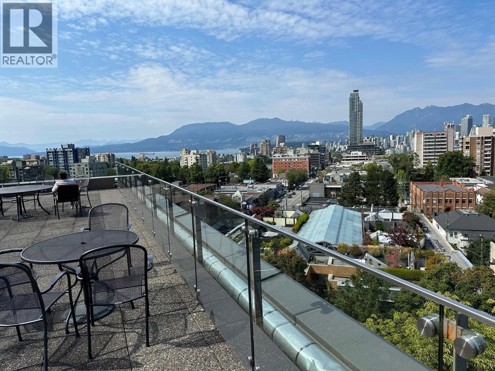 1445 MARPOLE Unit 715