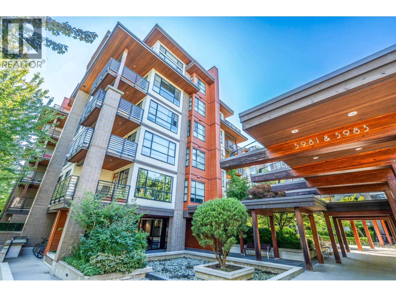 5983 GRAY Unit 213