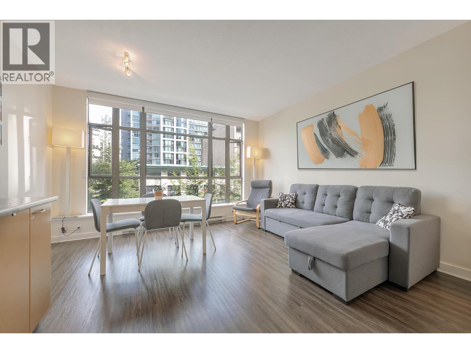 1249 GRANVILLE Unit 307