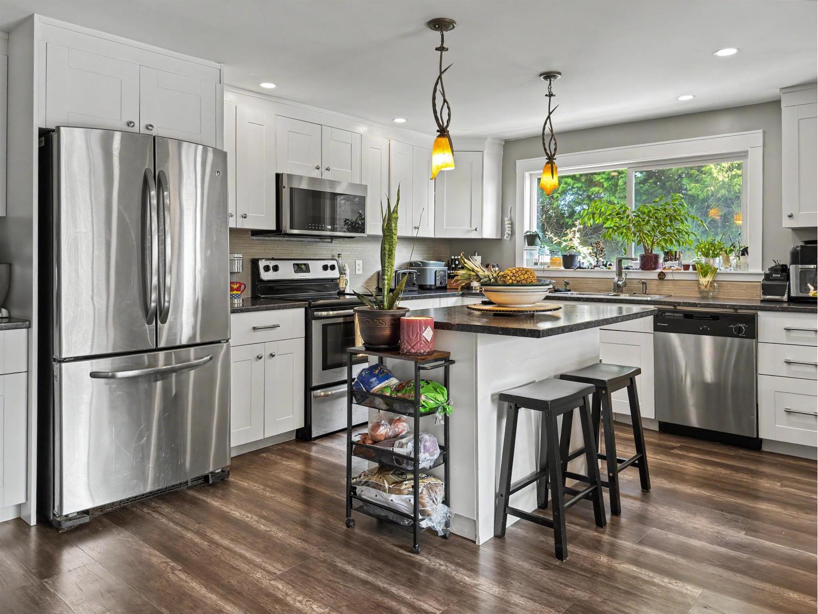 32151 LOUGHEED Unit 10