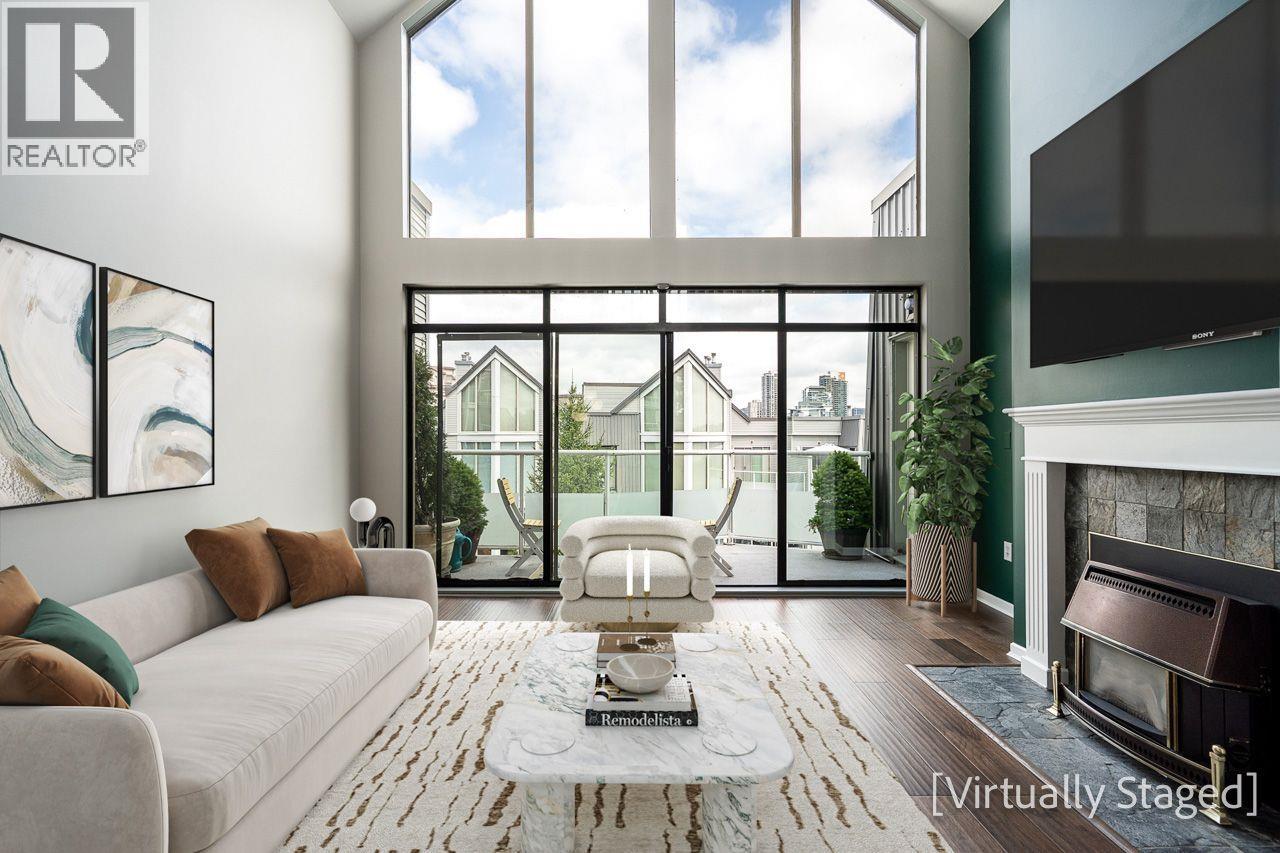48 RICHMOND Unit 406