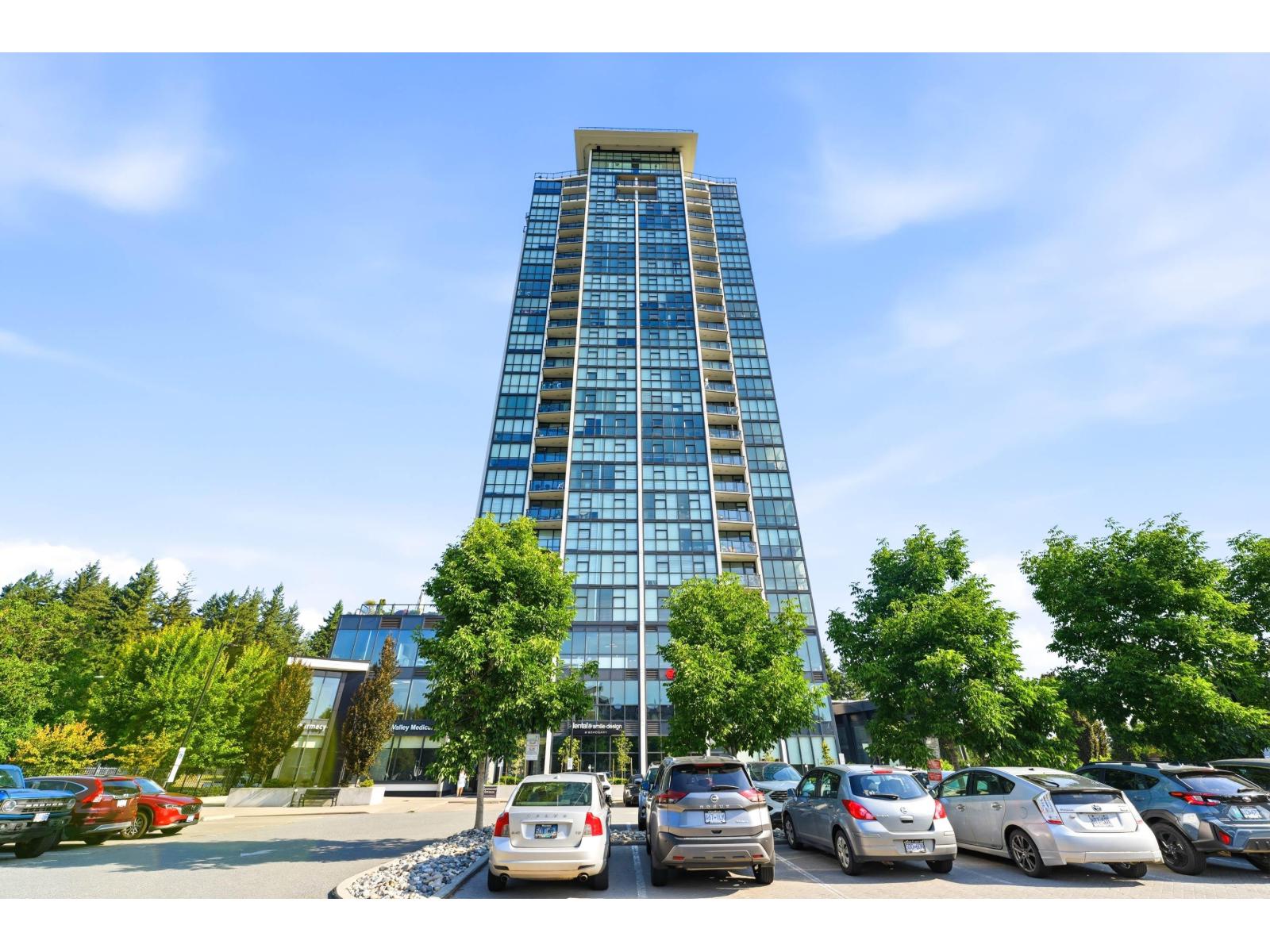 2180 GLADWIN Unit 1902