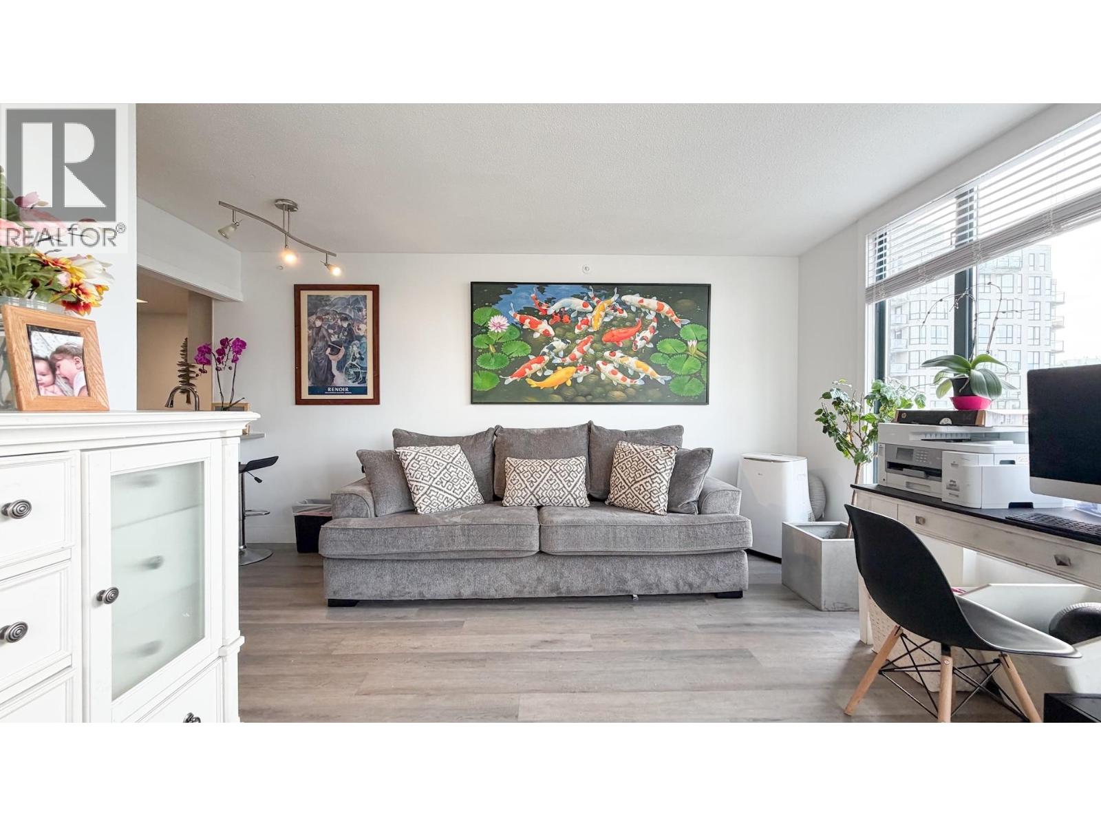 838 AGNES Unit 807