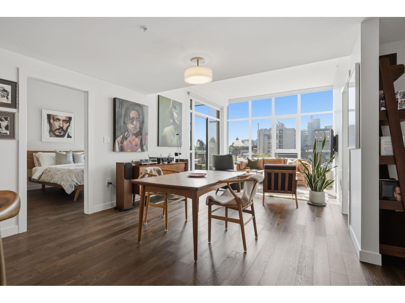1526 FINLAY Unit 416