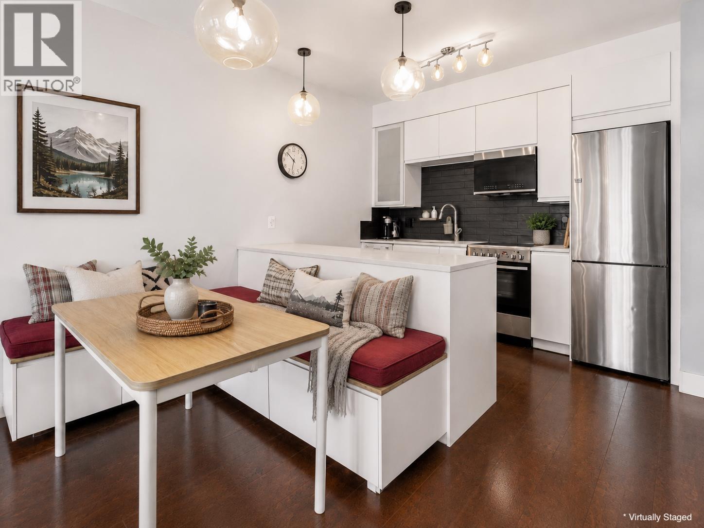 7330 ARBUTUS Unit 205