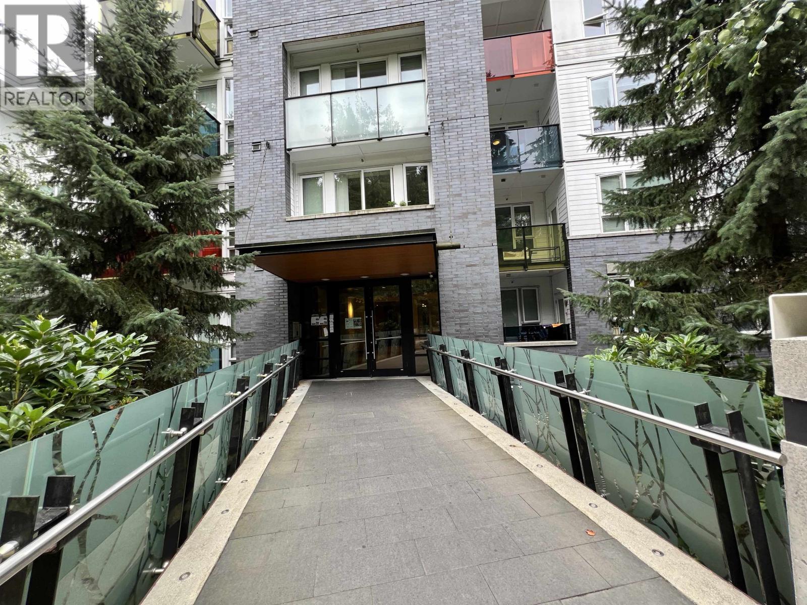 9250 UNIVERSITY HIGH Unit PH18