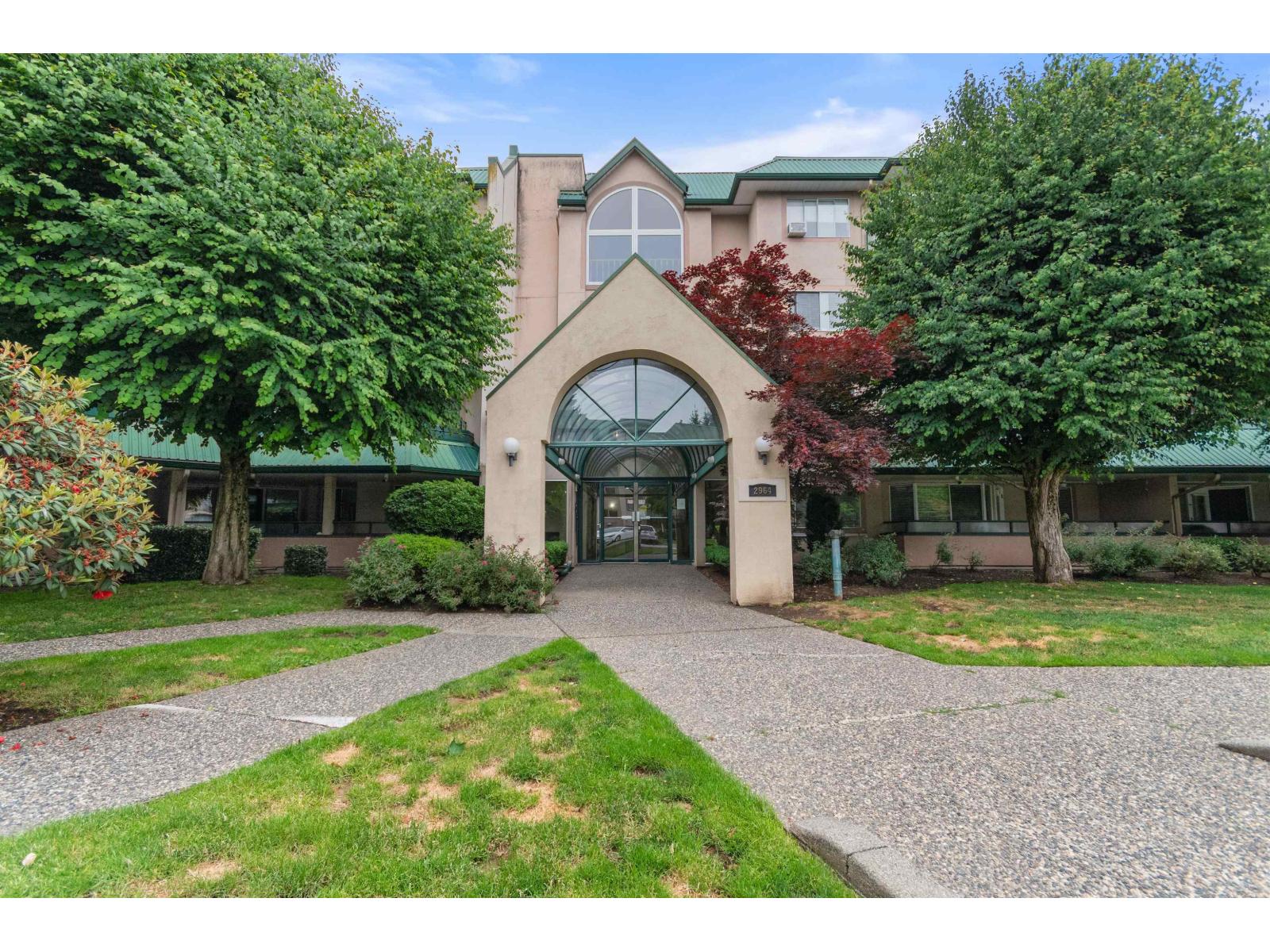 2964 TRETHEWEY Unit 311