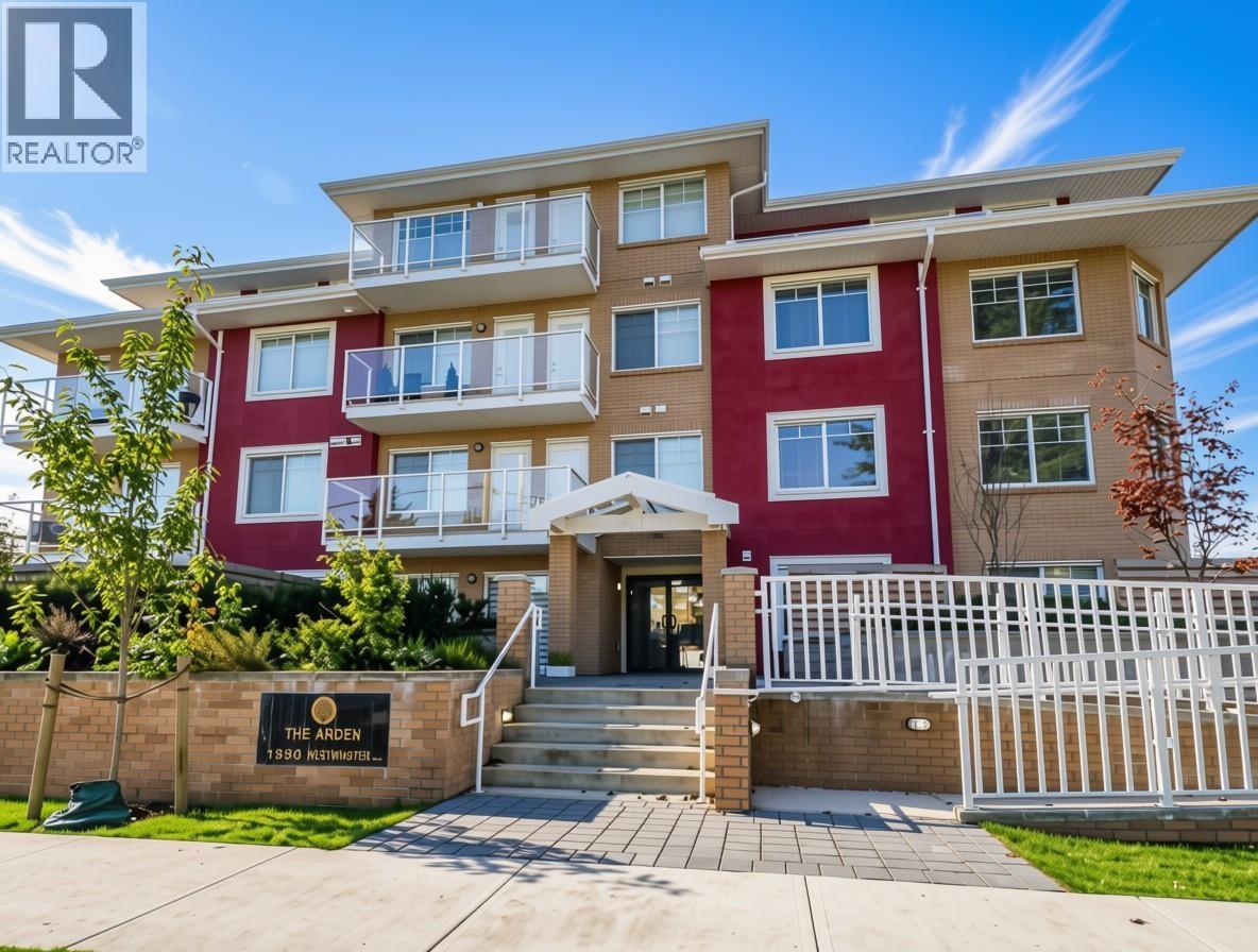 1990 WESTMINSTER Unit 204