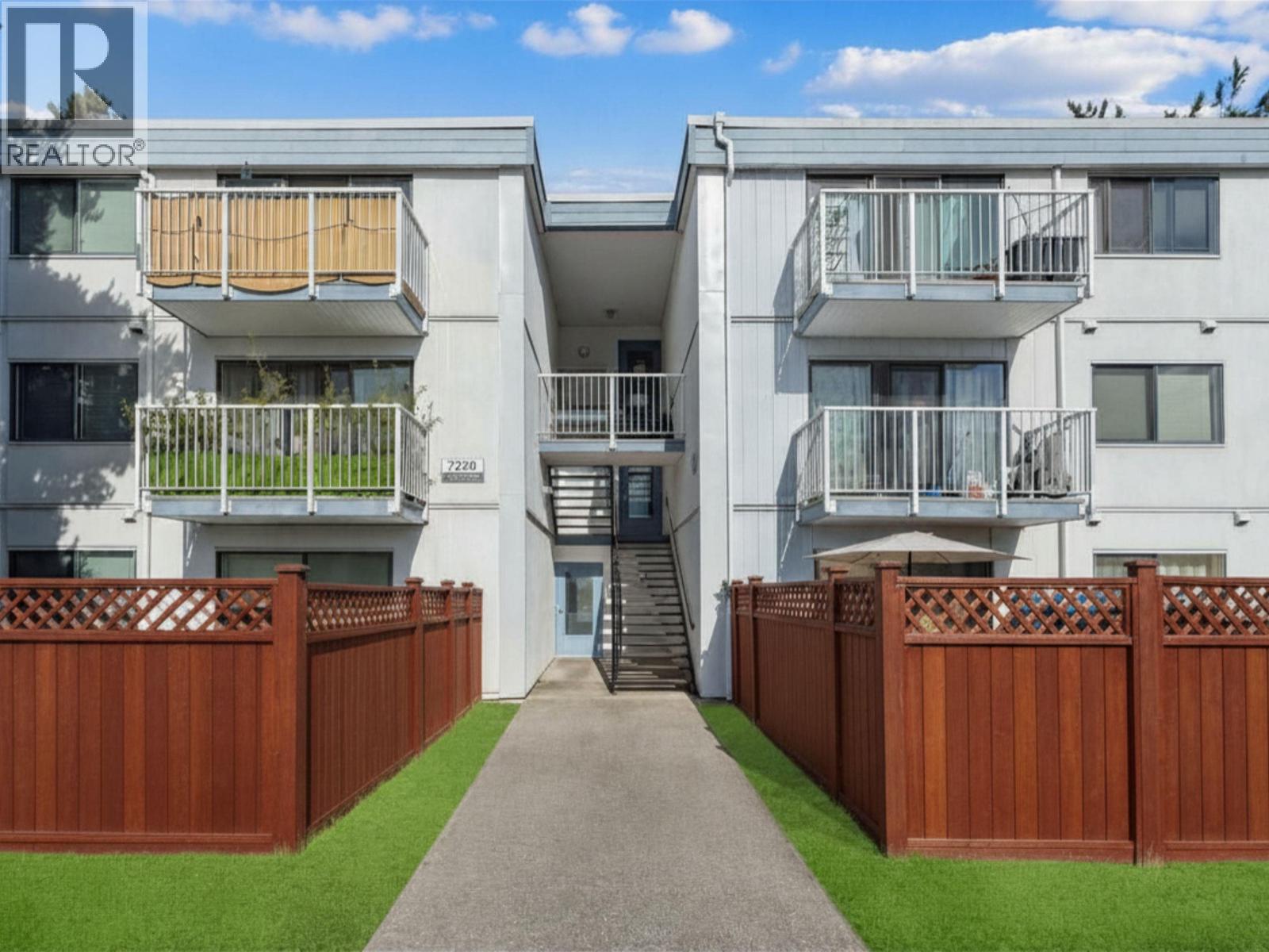 7220 LINDSAY Unit 104