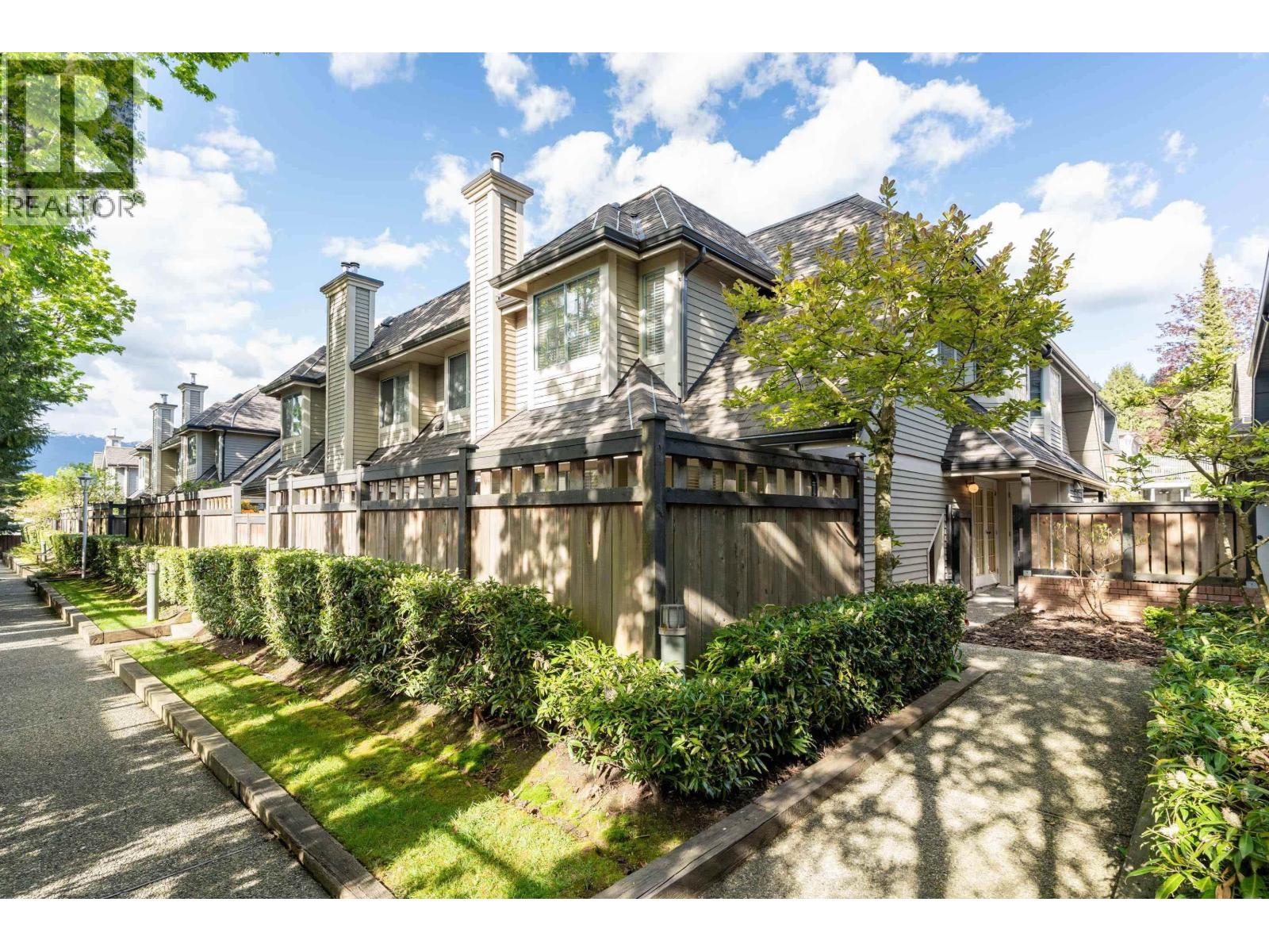 355 DUTHIE Unit 32