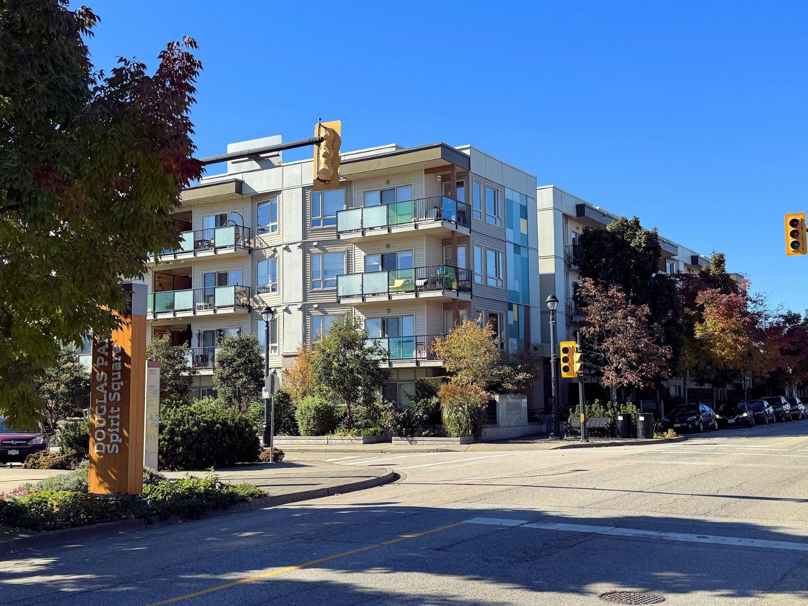 20460 DOUGLAS Unit 414