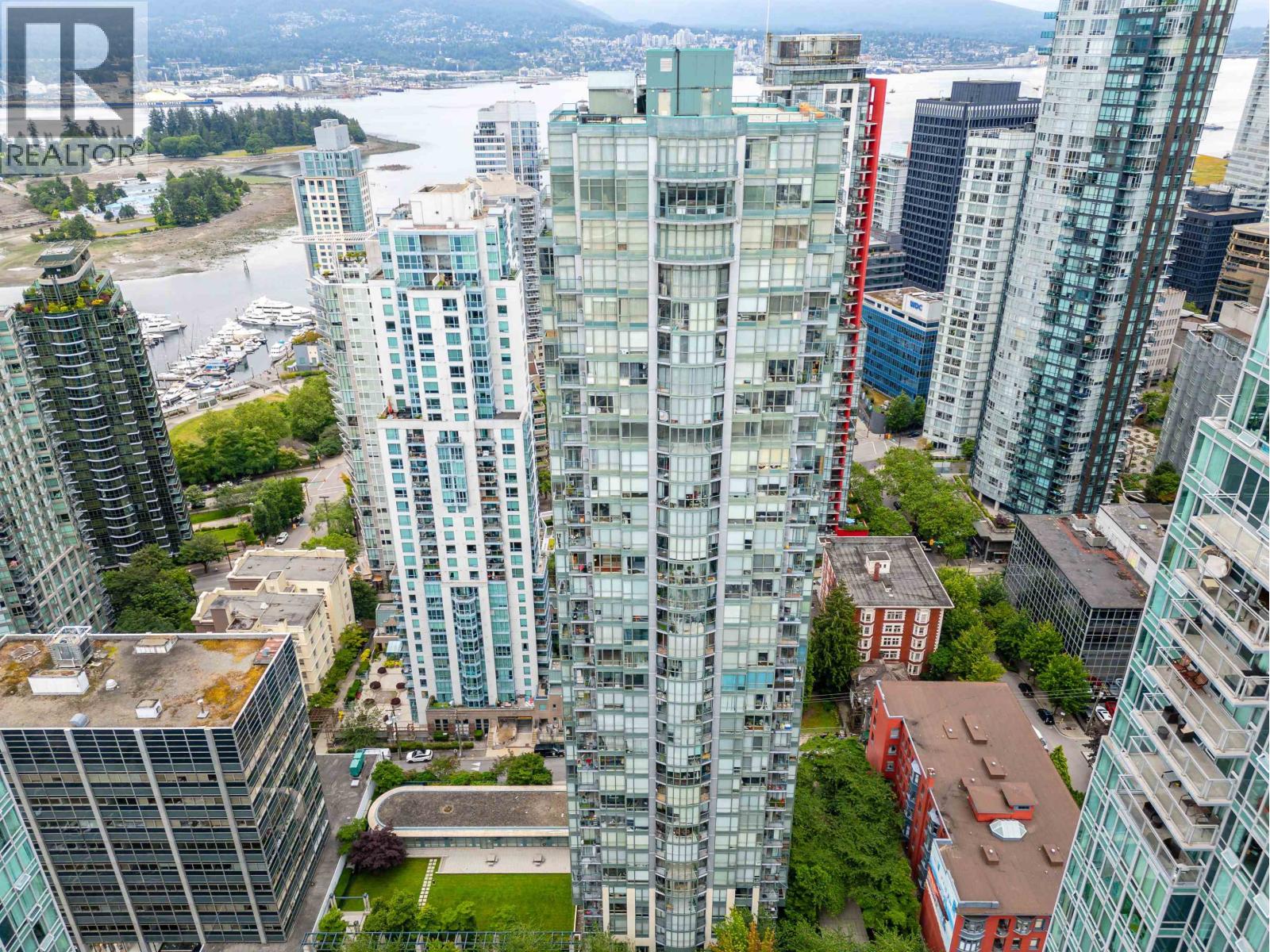 1239 GEORGIA Unit 2304