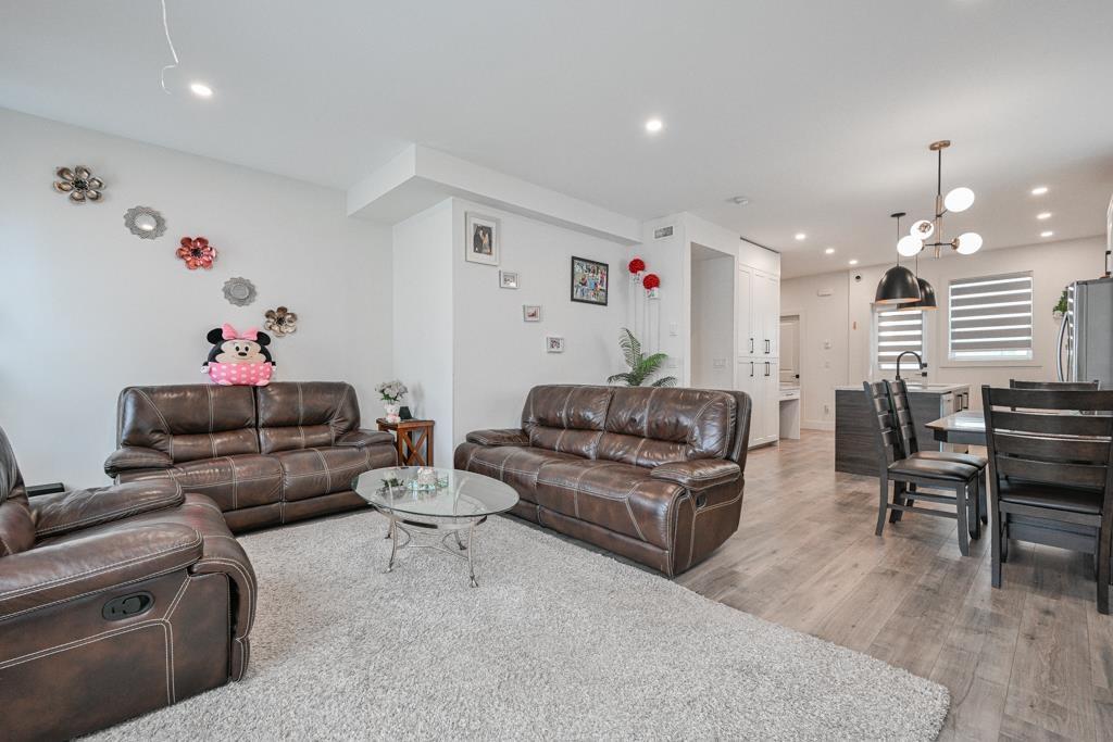 27640 LANTERN Unit 23 photo 2