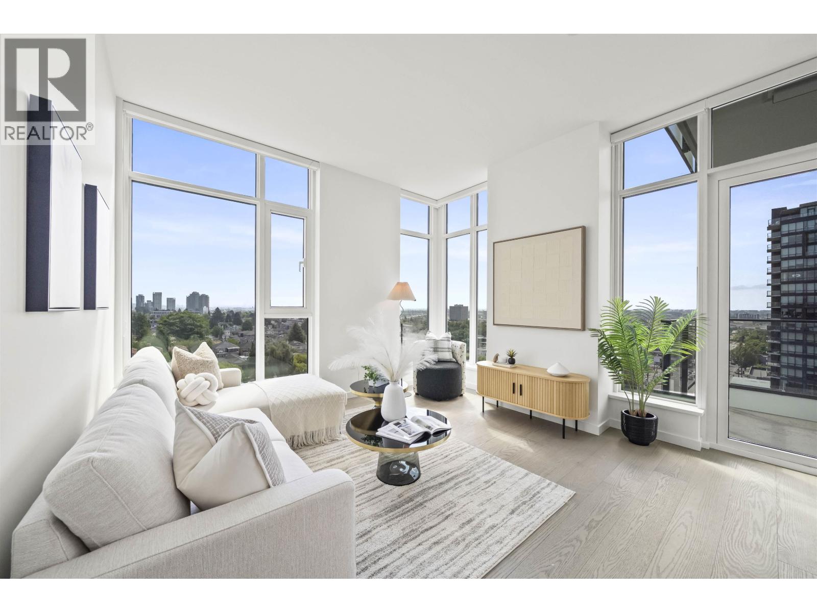 8415 GRANVILLE Unit 905