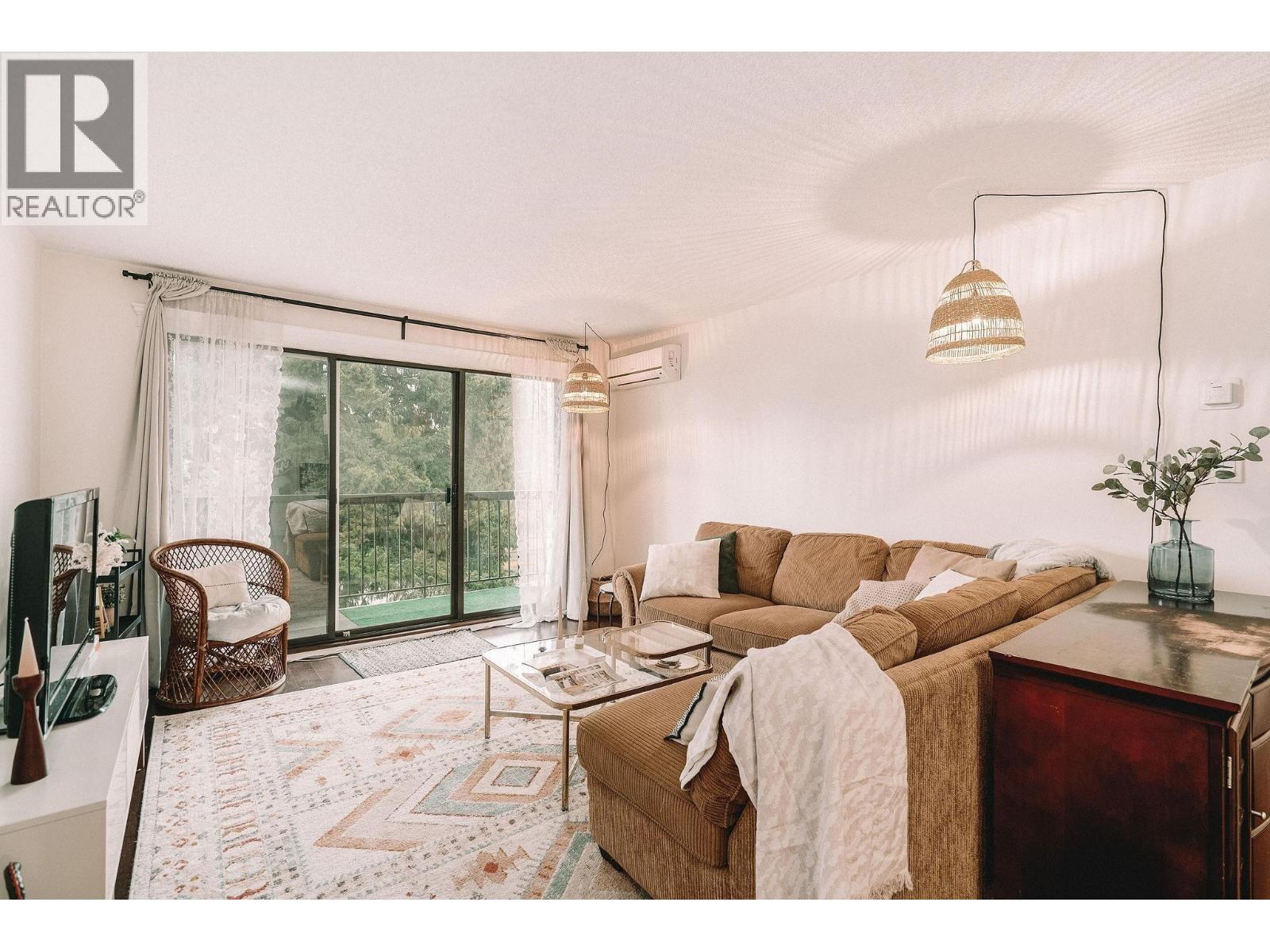 620 EIGHTH Unit 302