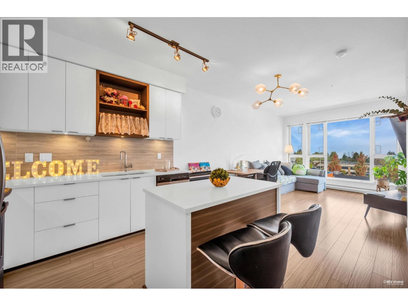 5355 LANE Unit PH13