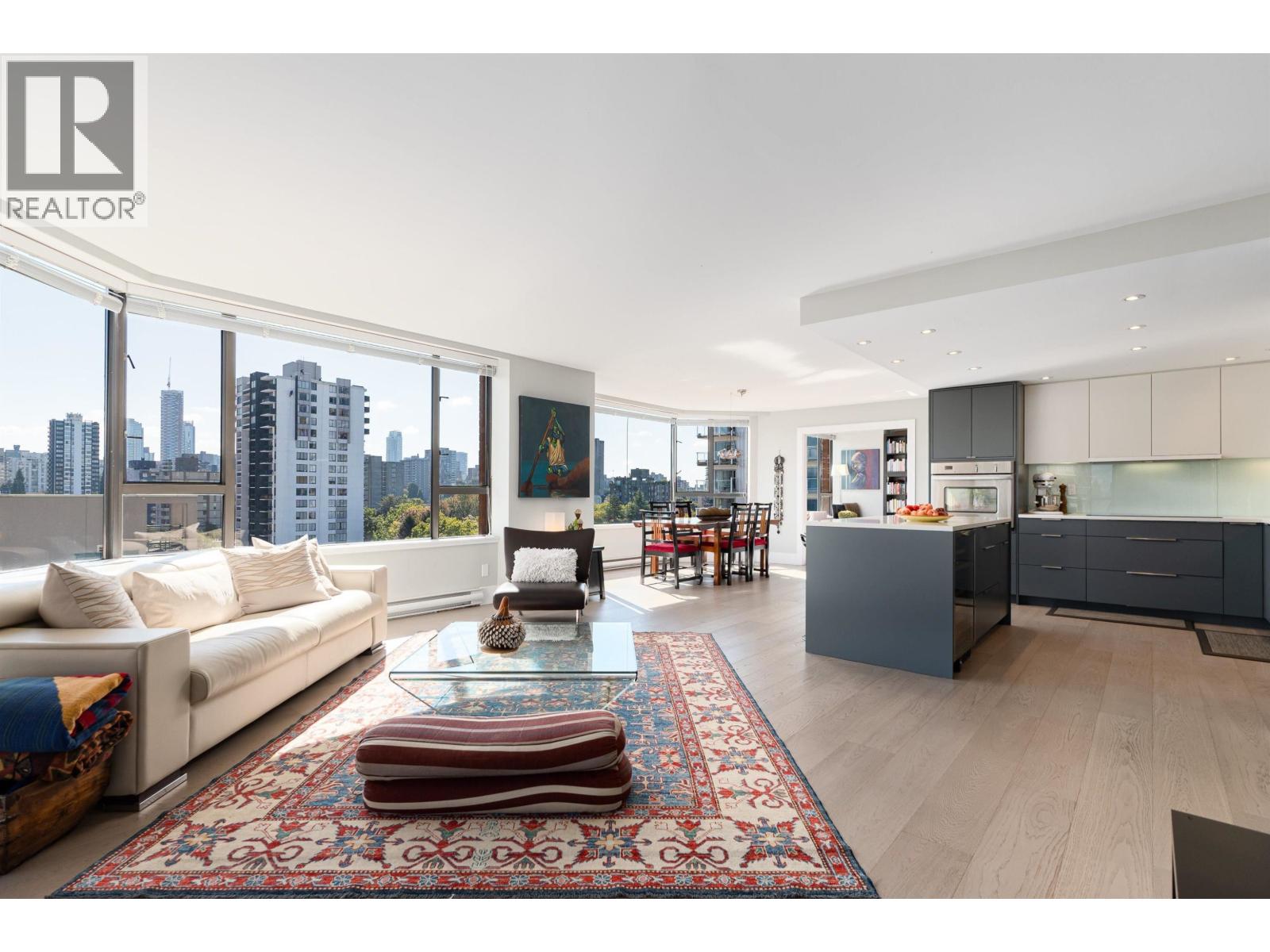 1860 ROBSON Unit 1001