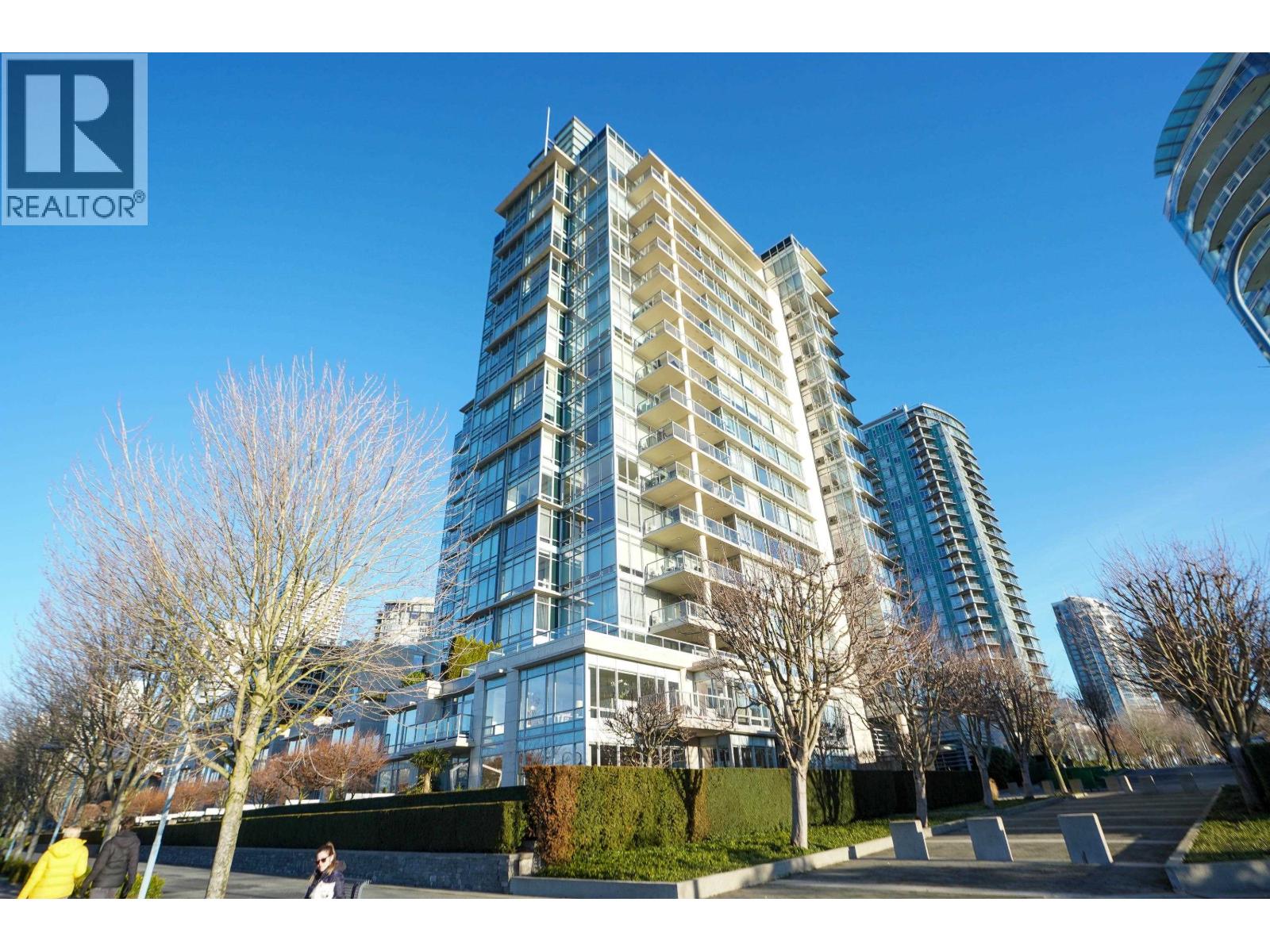 426 BEACH Unit 701
