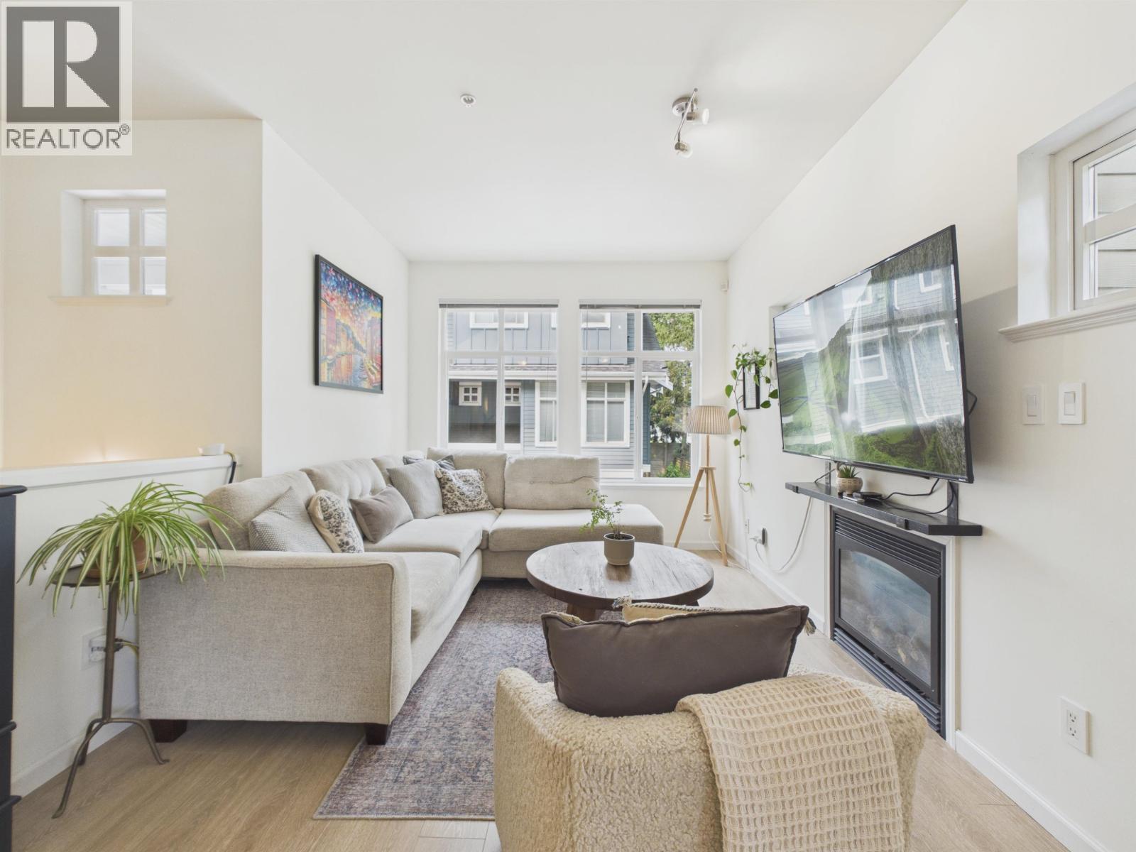 935 EWEN Unit 57