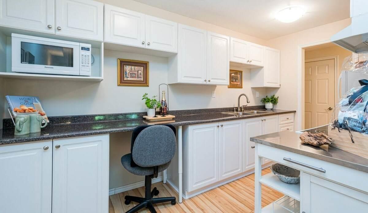 15020 NORTH BLUFF Unit 102
