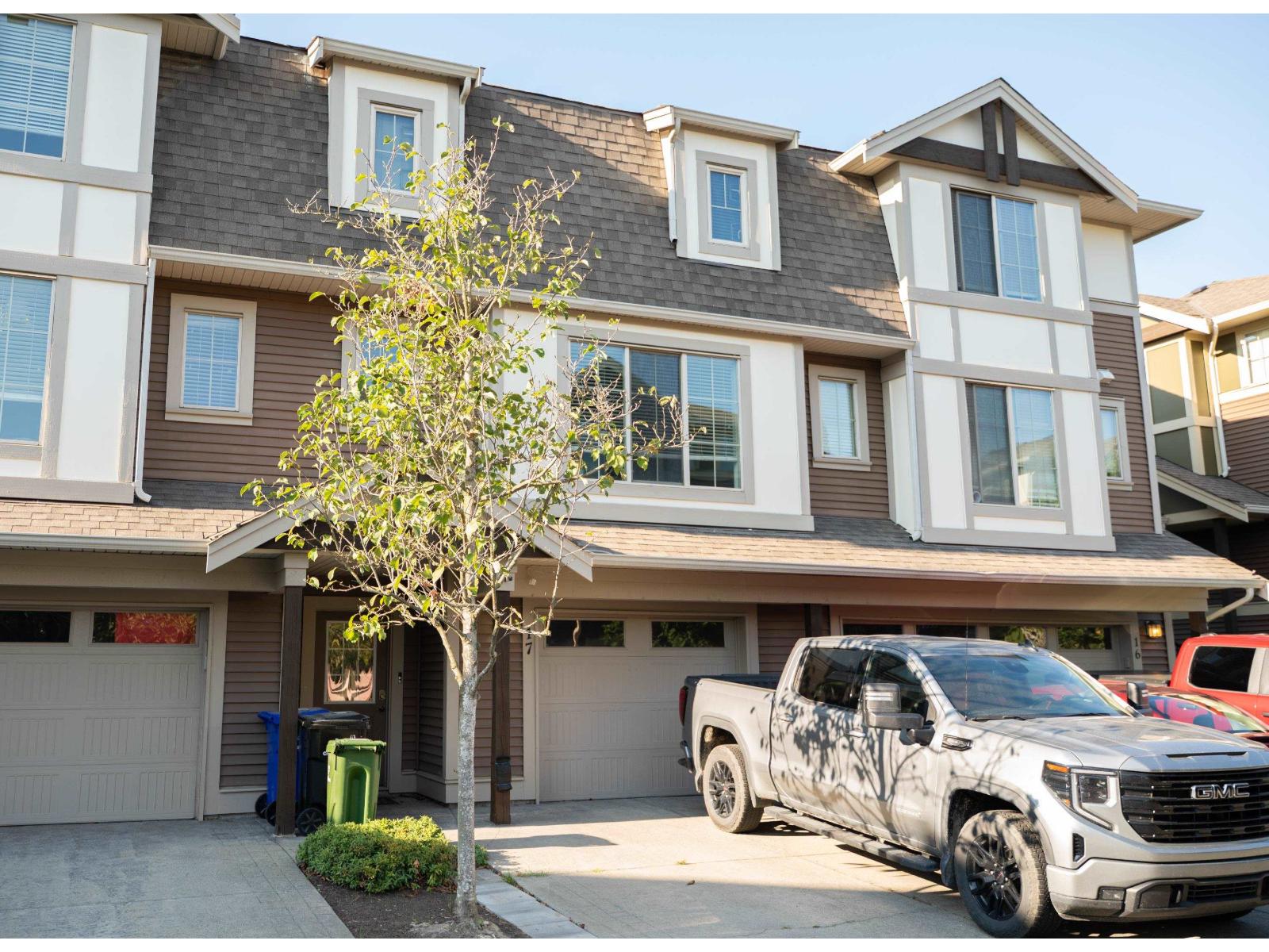 45025 WOLFE Unit 17
