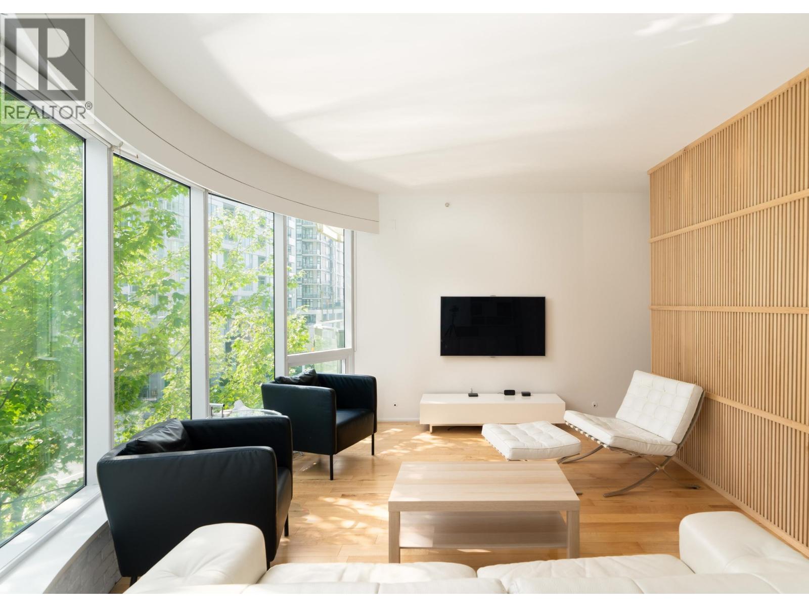 1661 ONTARIO Unit 406