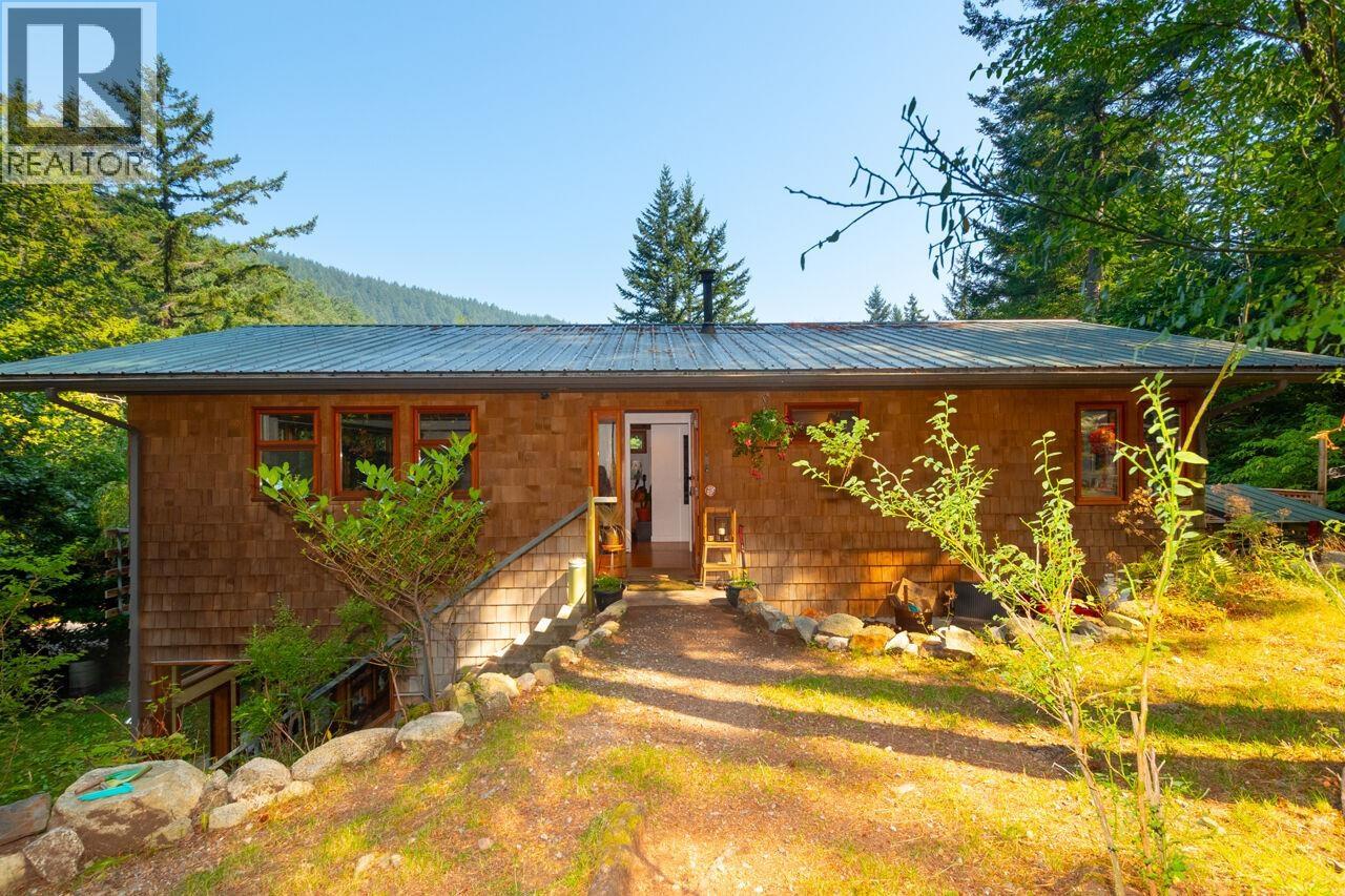 368 EAGLES NEST