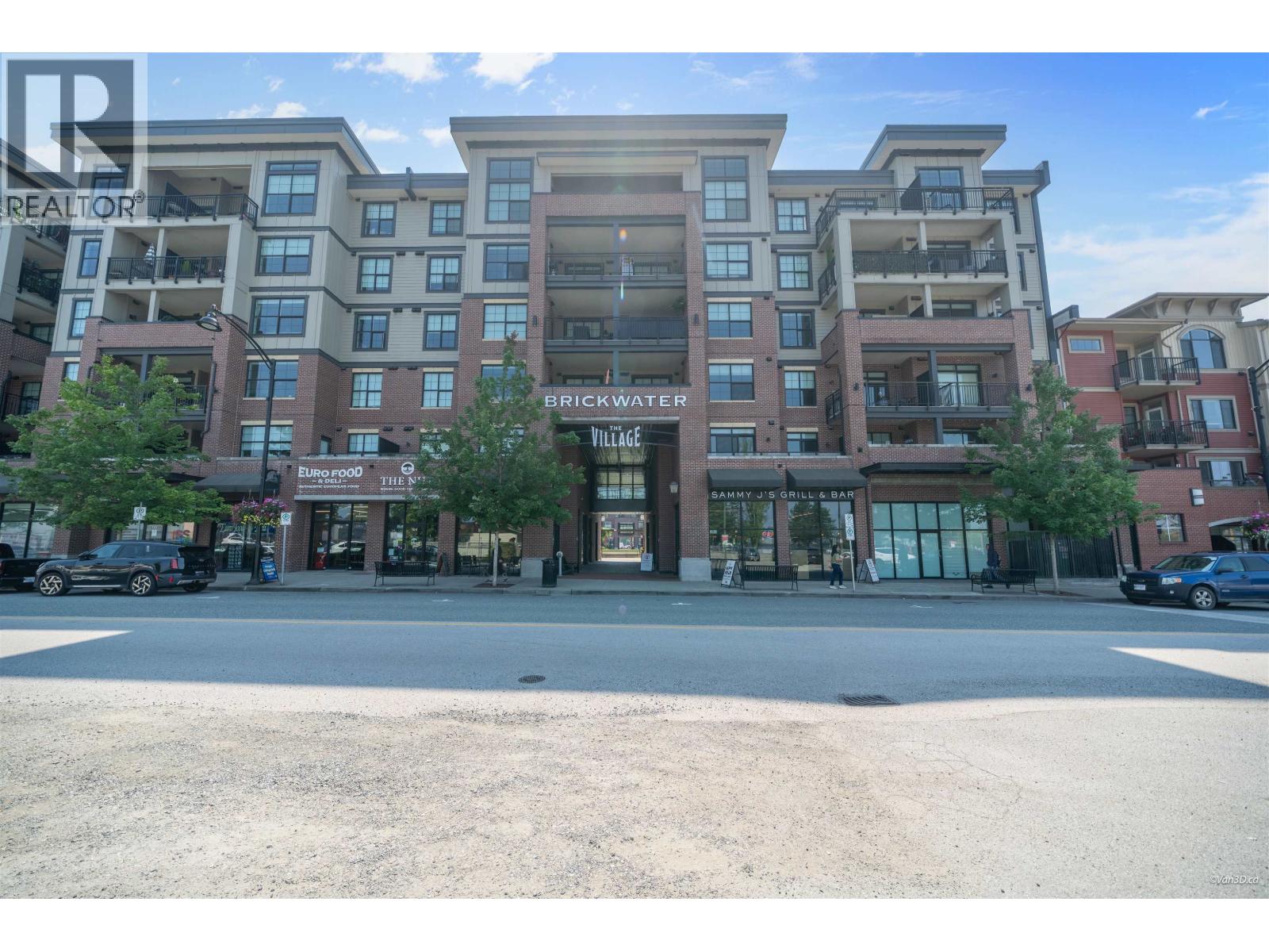 22633 SELKIRK Unit 507