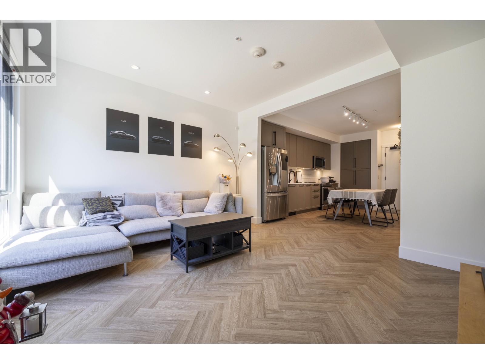 9278 SLOPES MEWS Unit 10