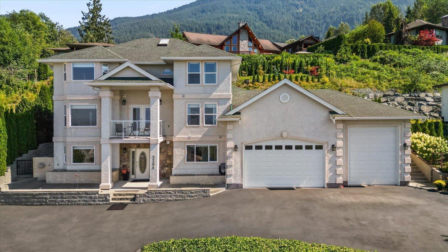 7304 MOUNT THURSTON