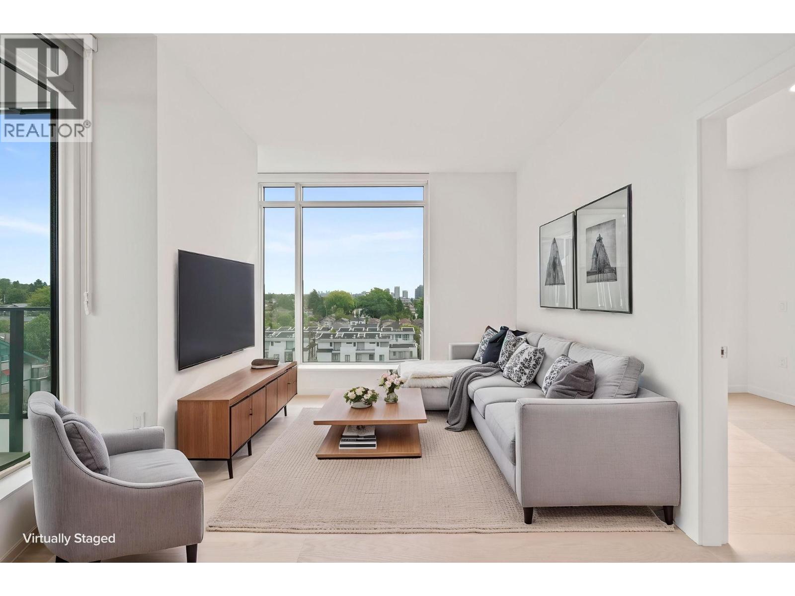8415 GRANVILLE Unit 702