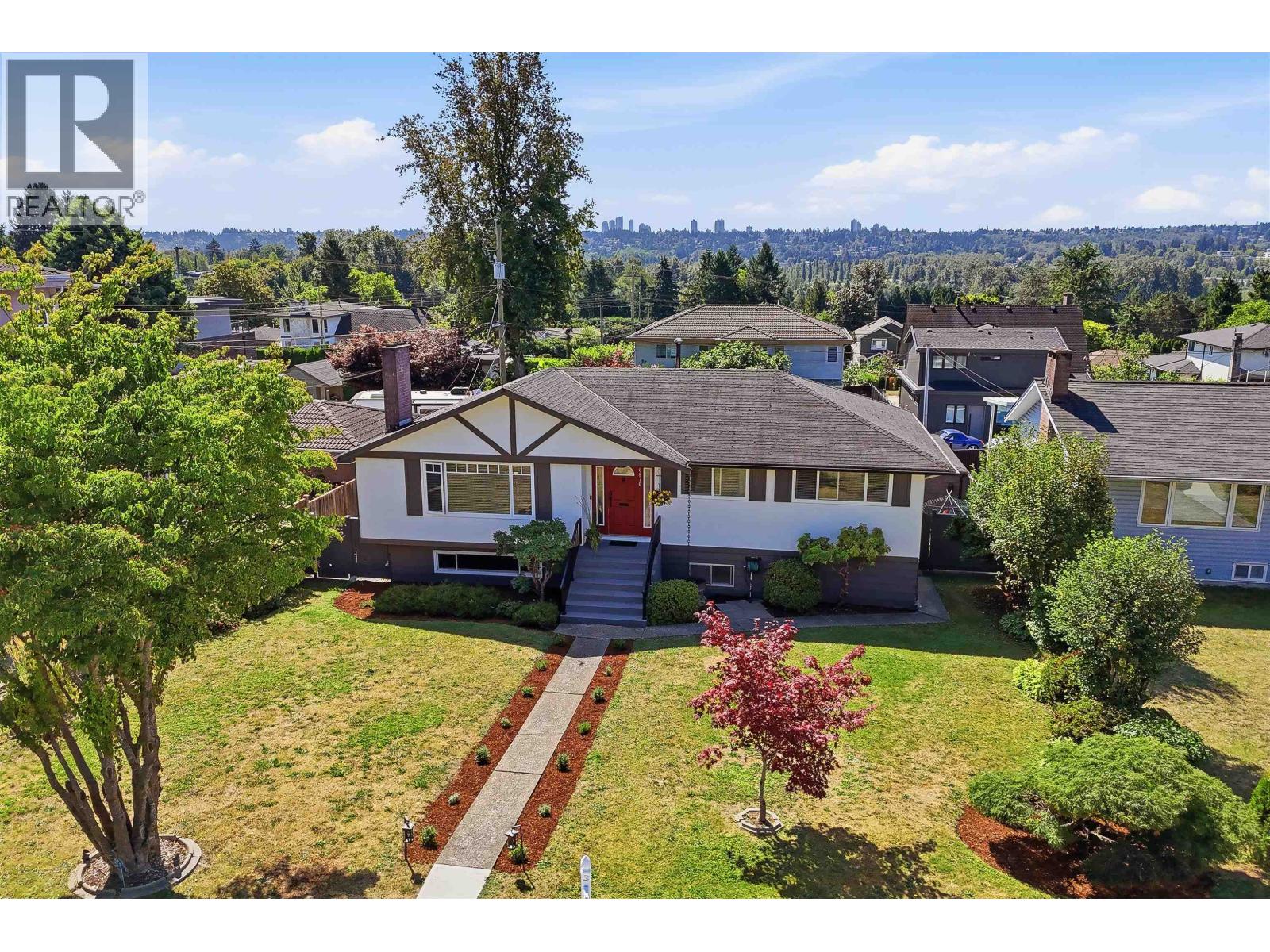 6876 HYCREST
