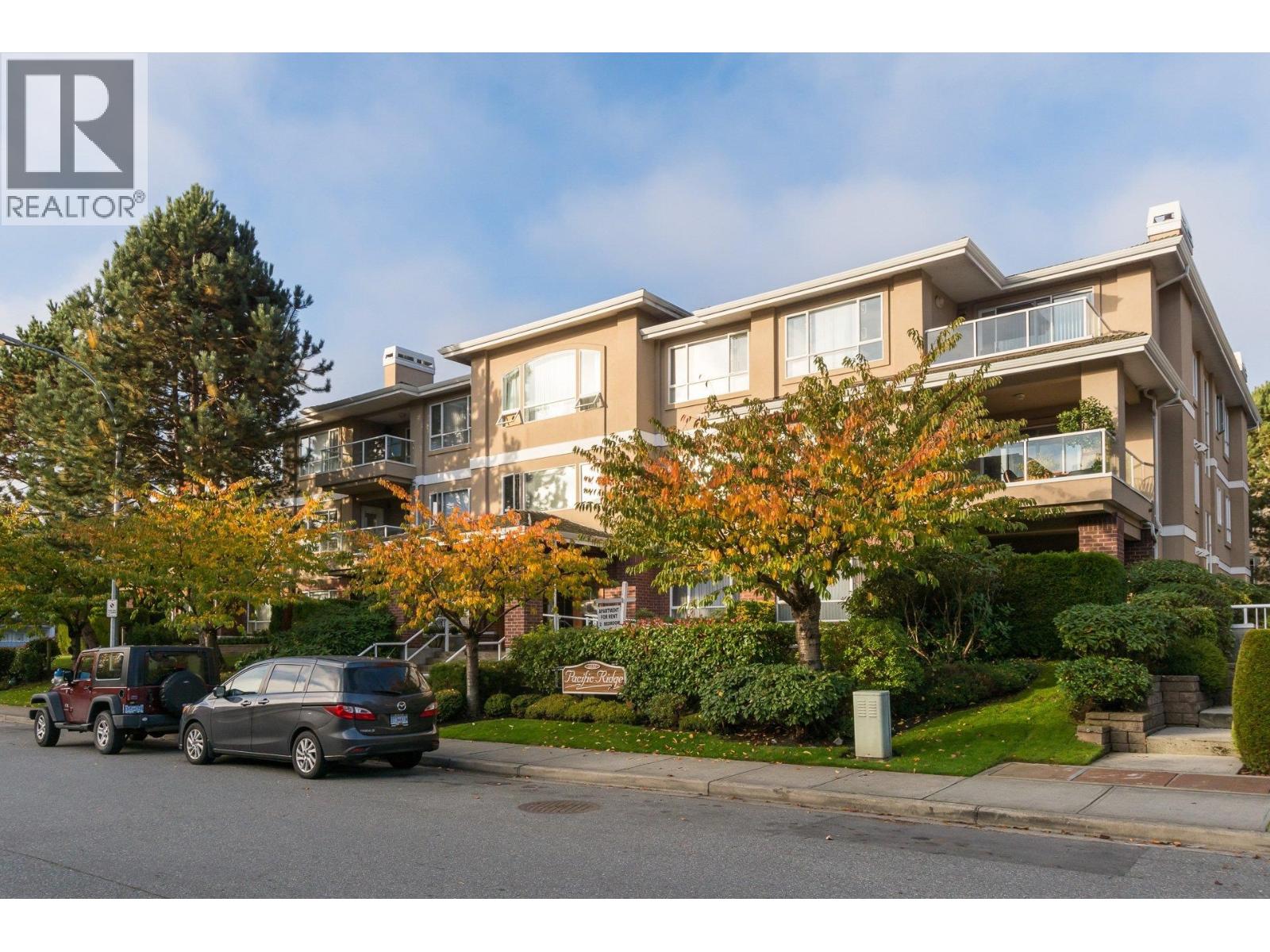 1131 55 Unit 202